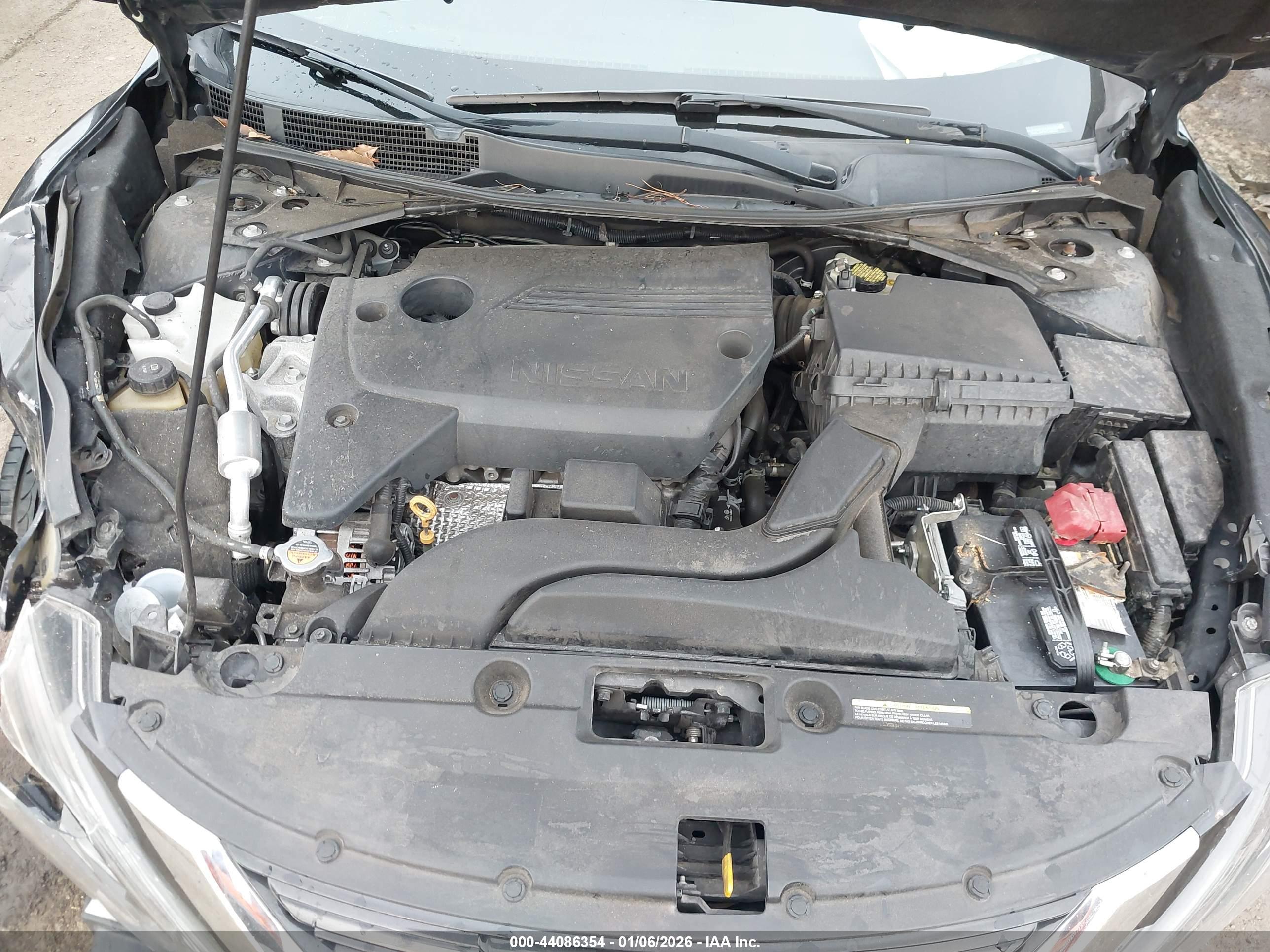 NISSAN ALTIMA image 10