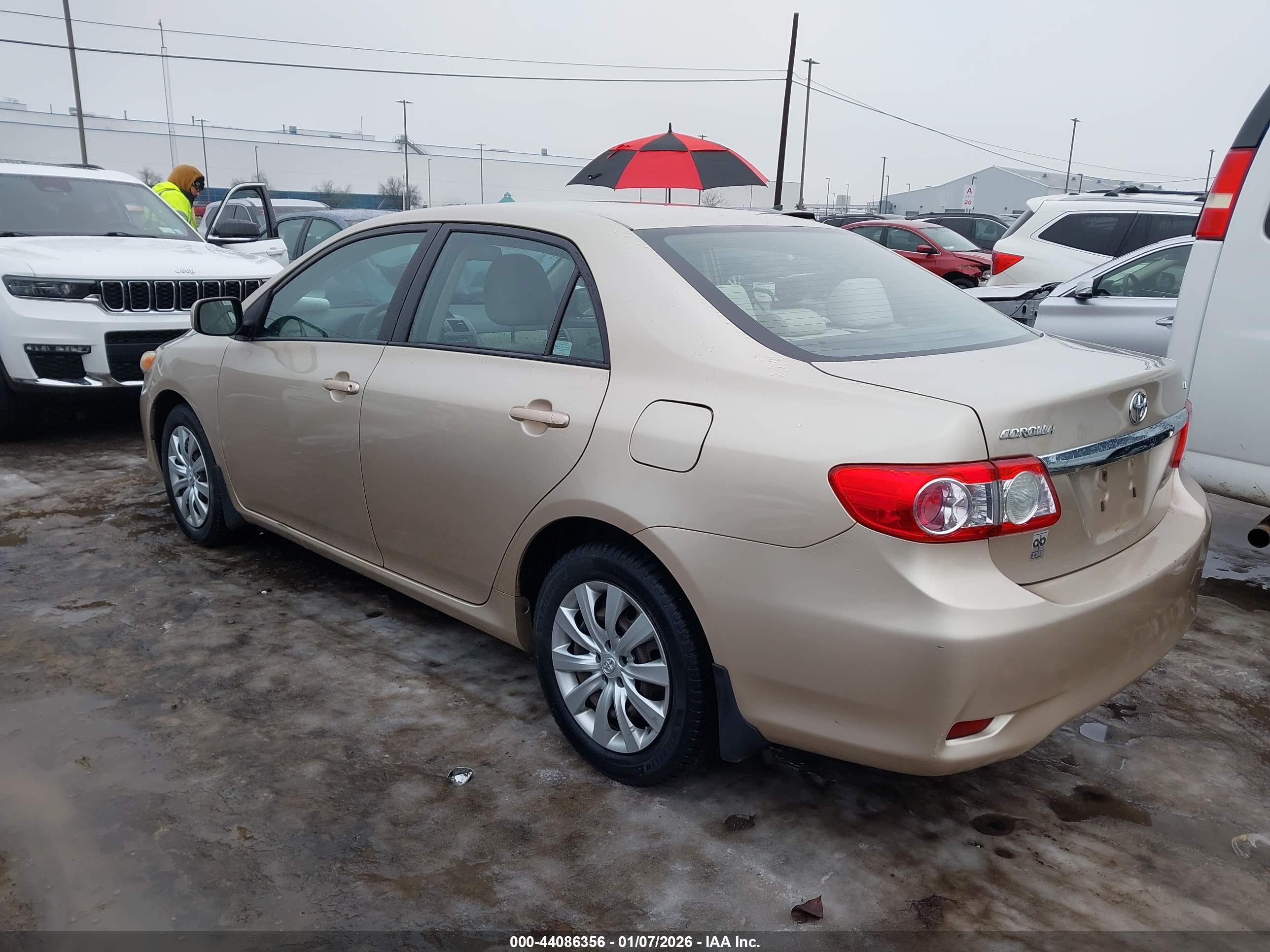 TOYOTA COROLLA image 3