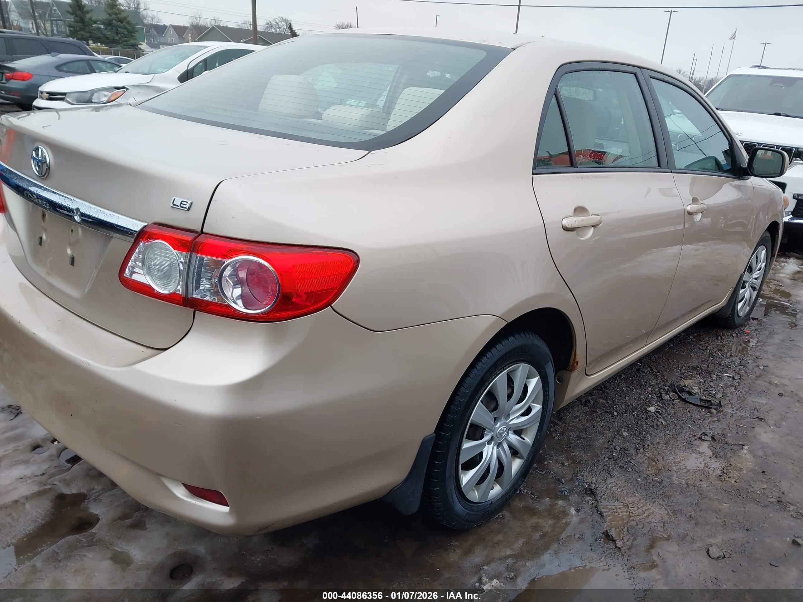TOYOTA COROLLA image 4