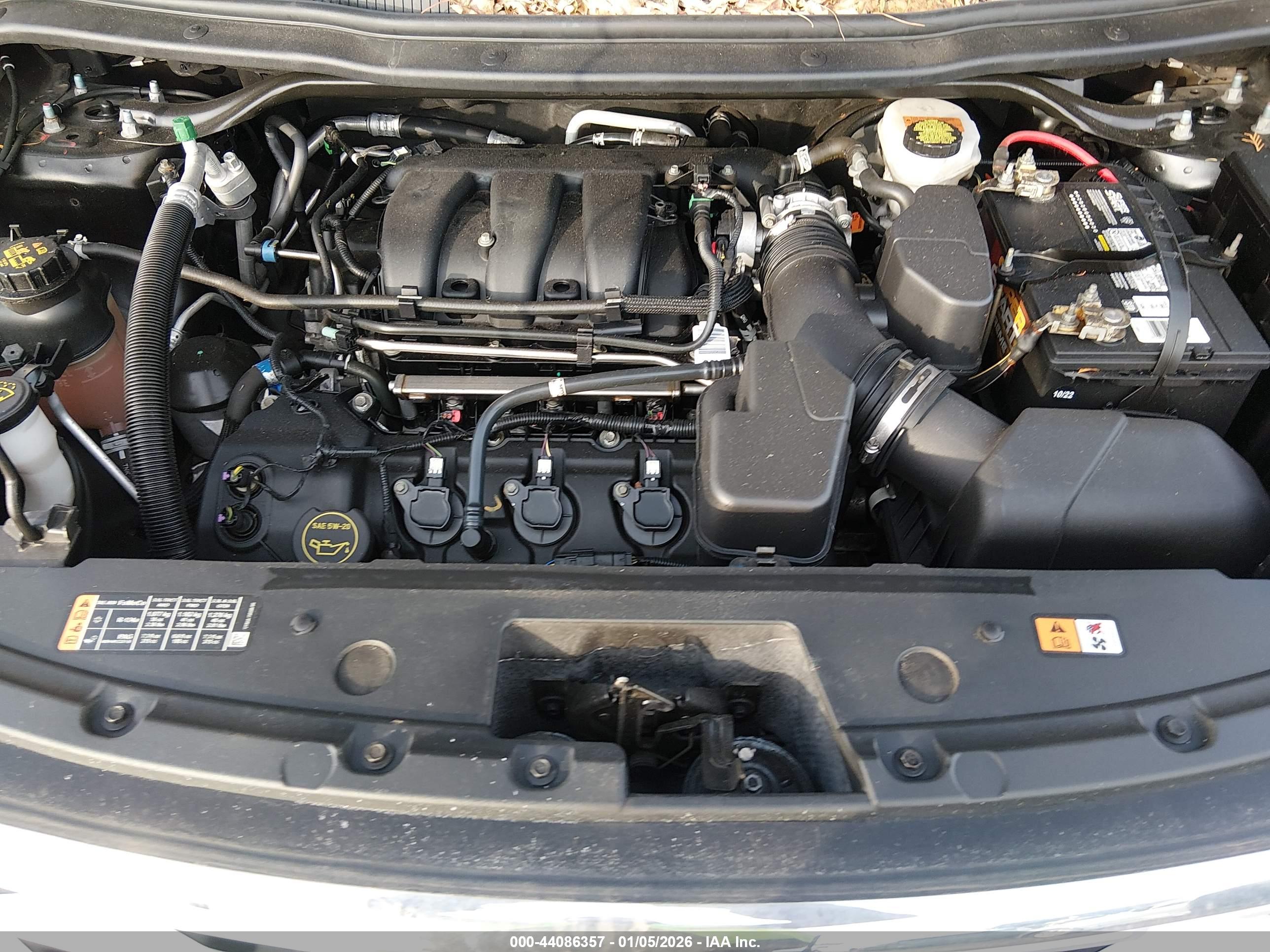 FORD EXPLORER image 10