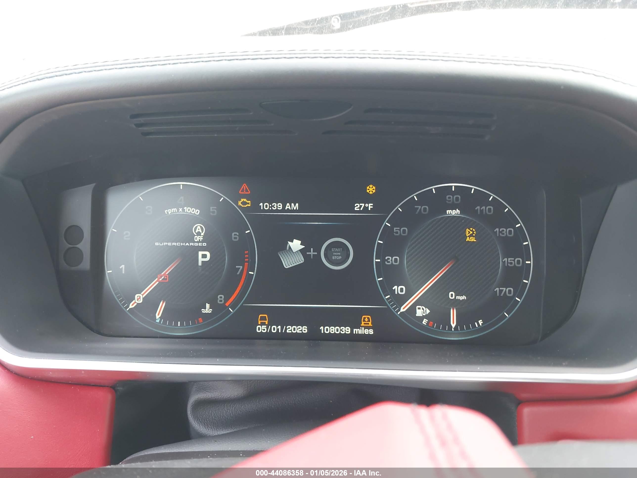 LAND ROVER image 7