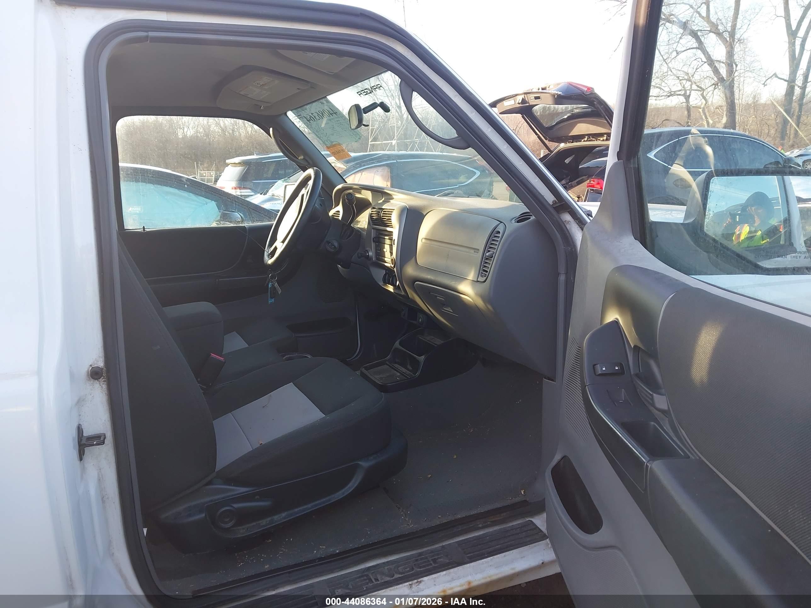 FORD RANGER image 5