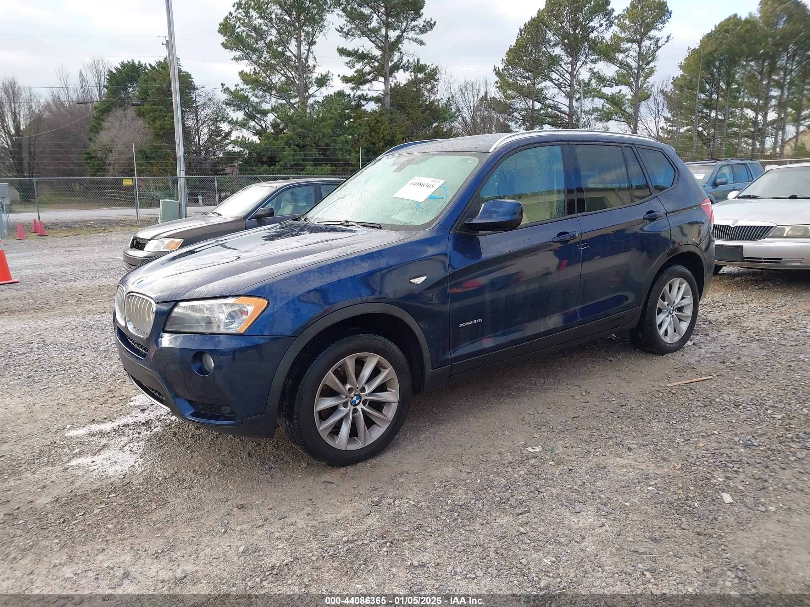 BMW X3 image 2