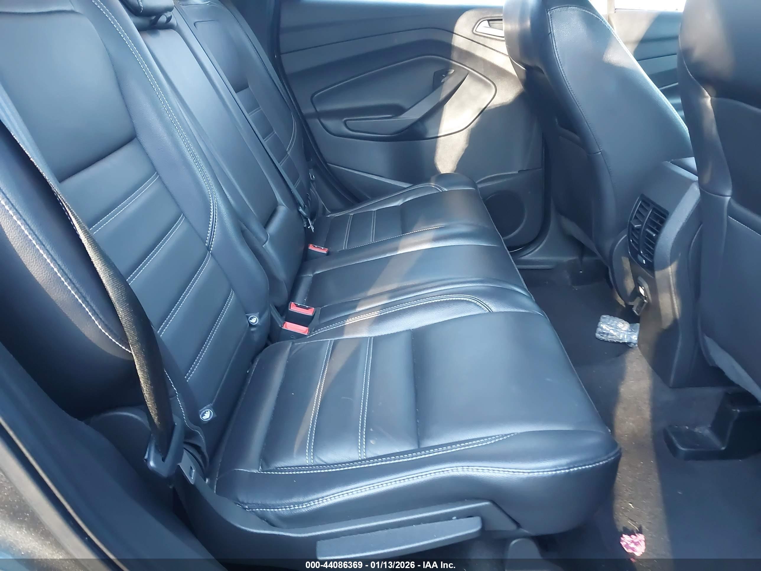 FORD ESCAPE image 8