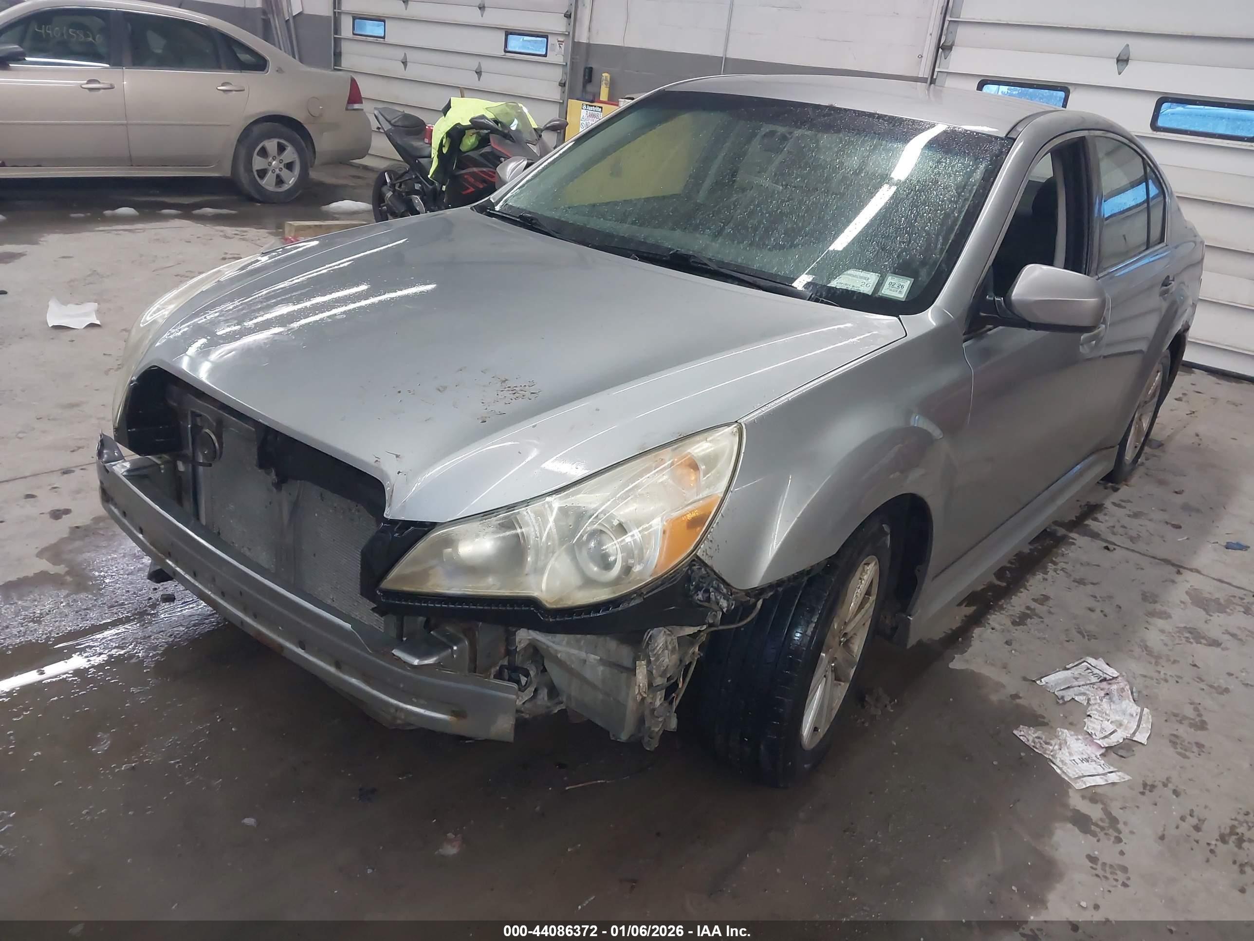 SUBARU LEGACY image 2