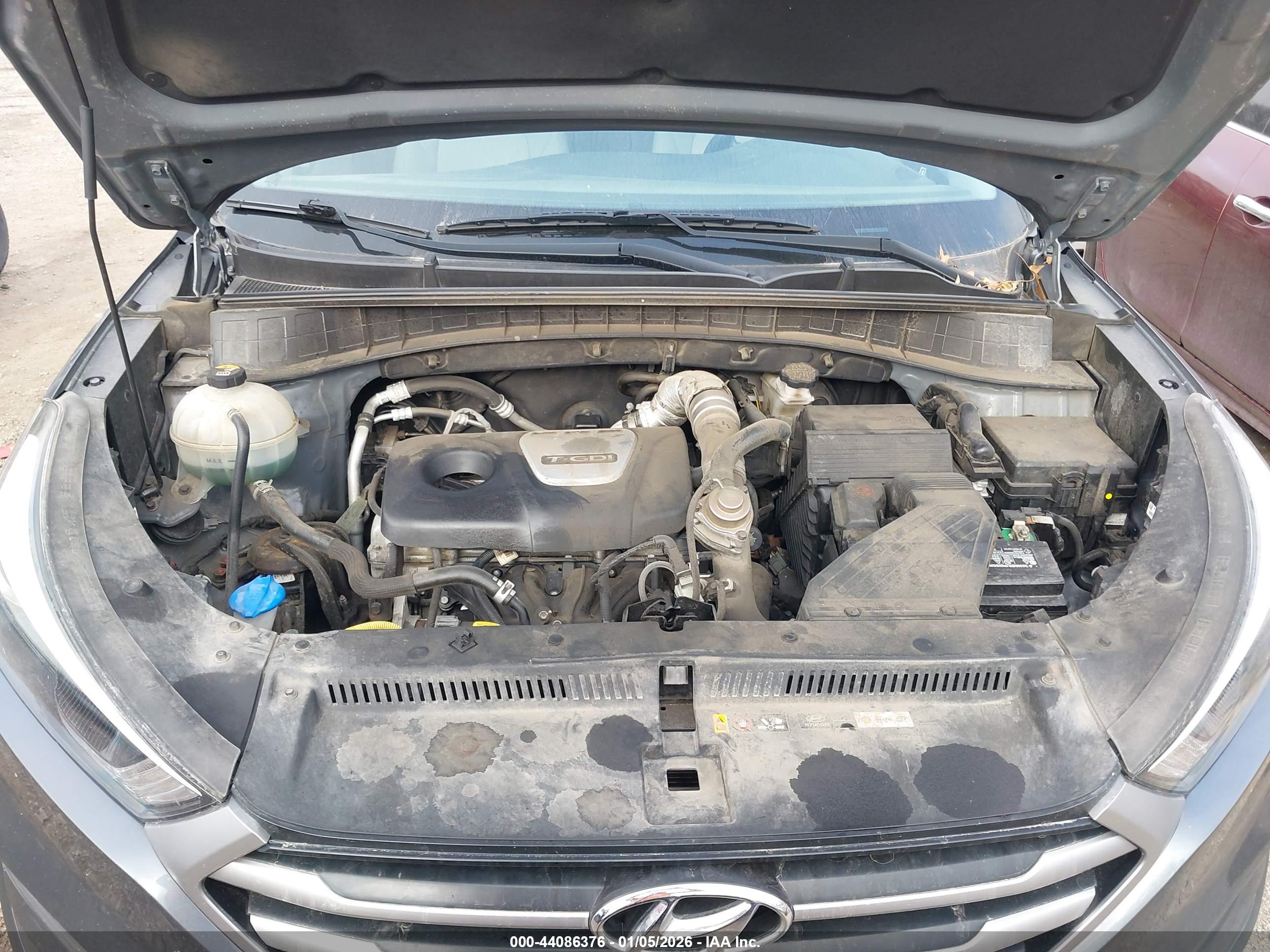 HYUNDAI TUCSON image 10