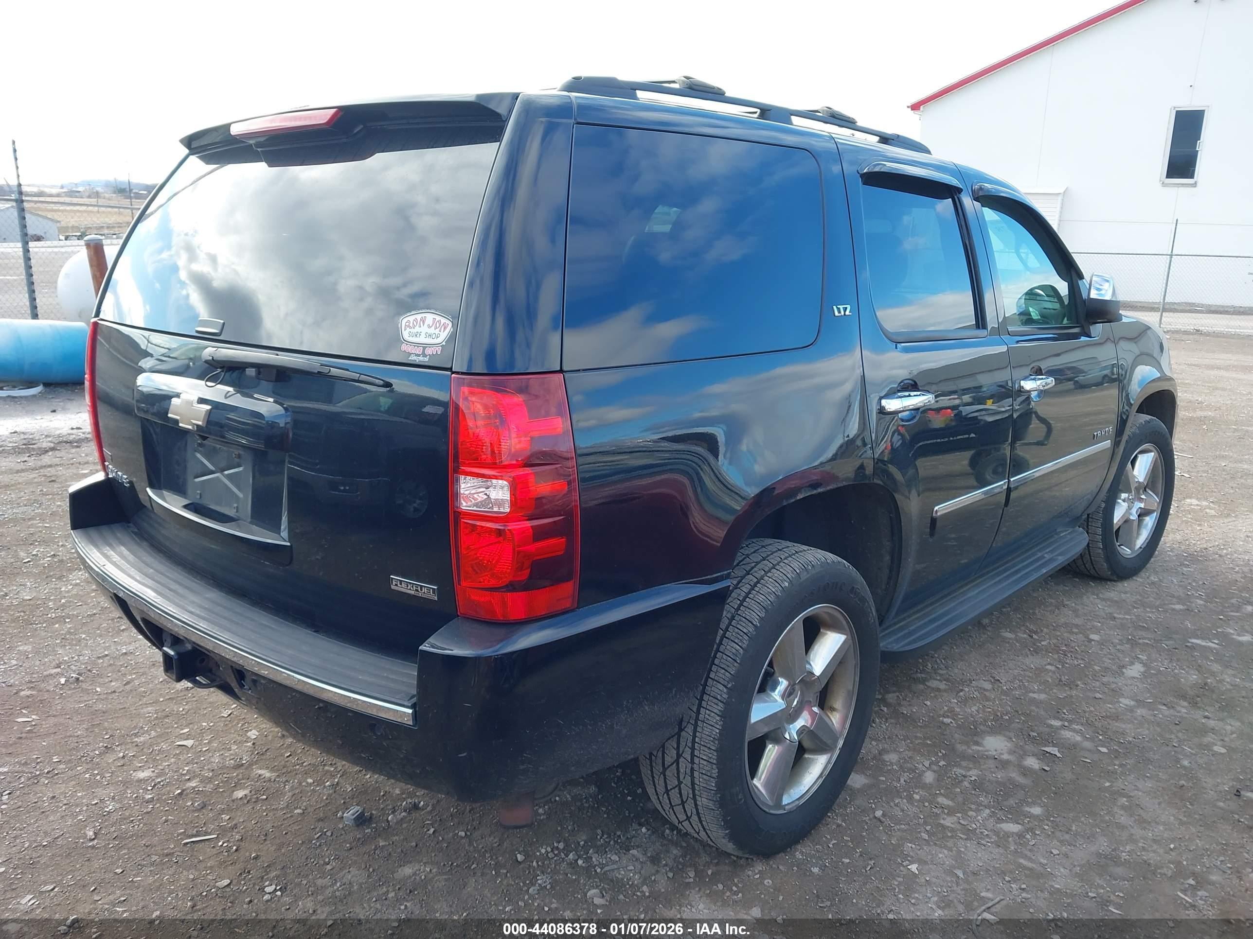 CHEVROLET TAHOE image 4