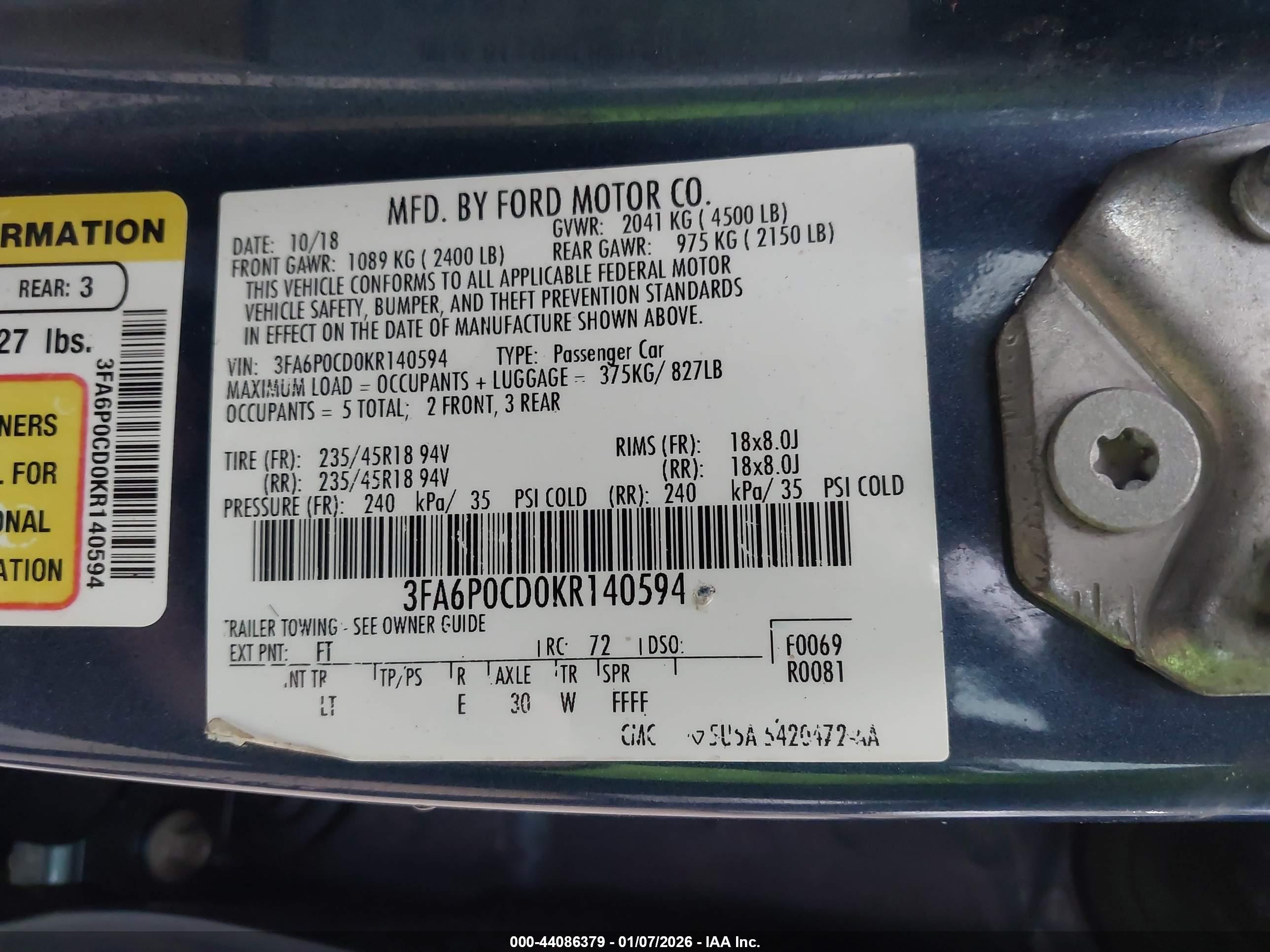 FORD FUSION image 9