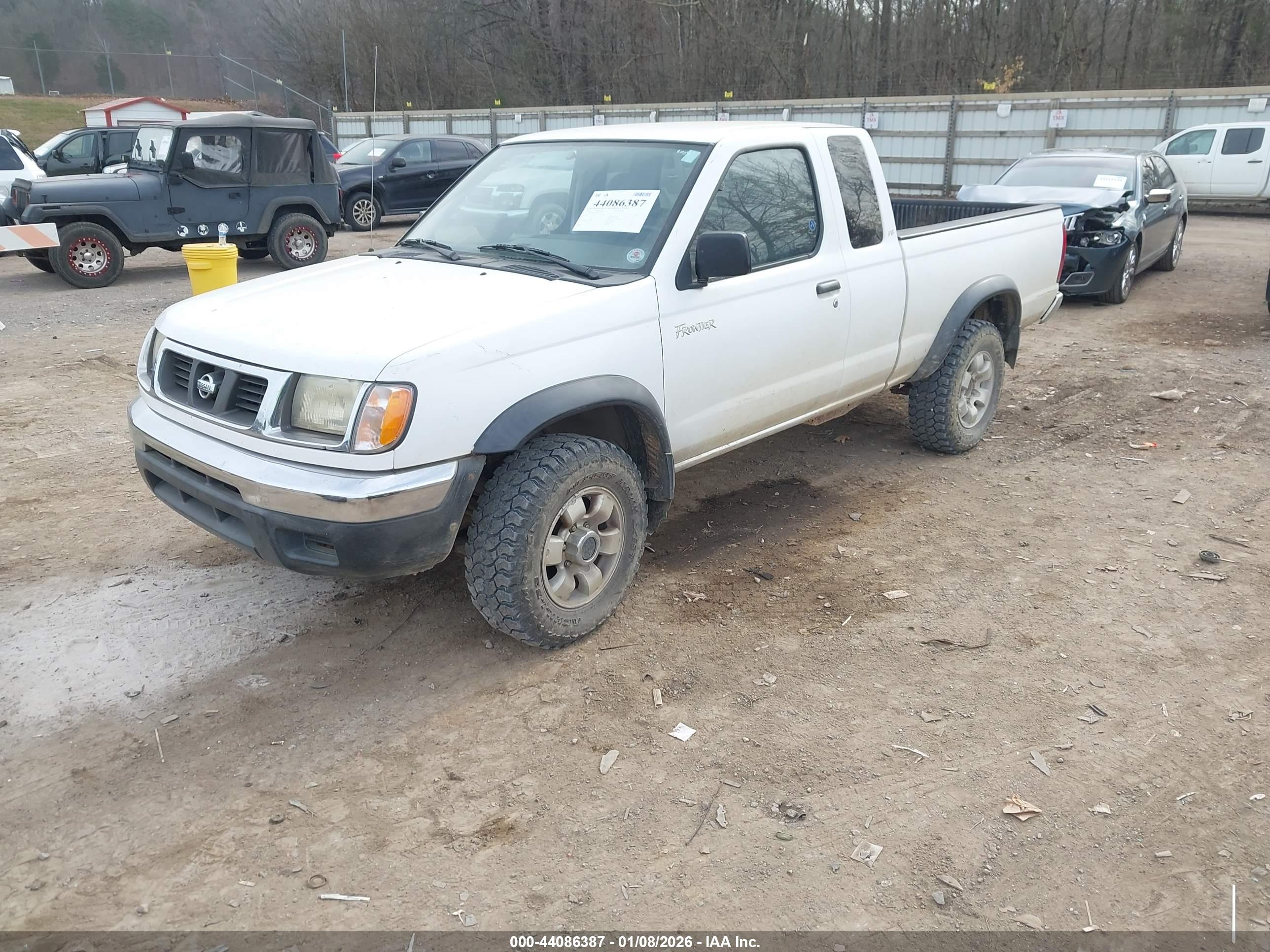 NISSAN FRONTIER image 2