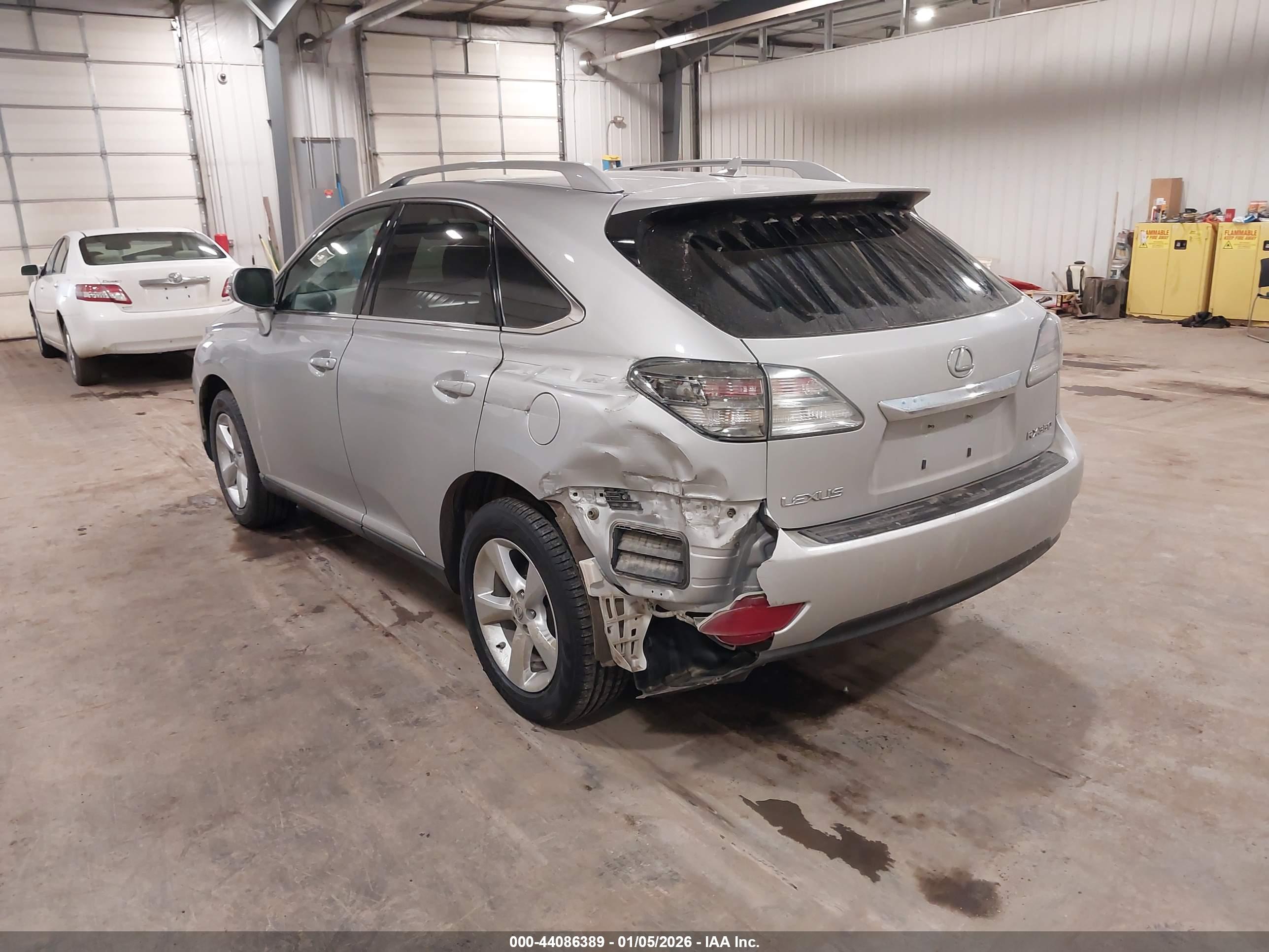 LEXUS RX image 3