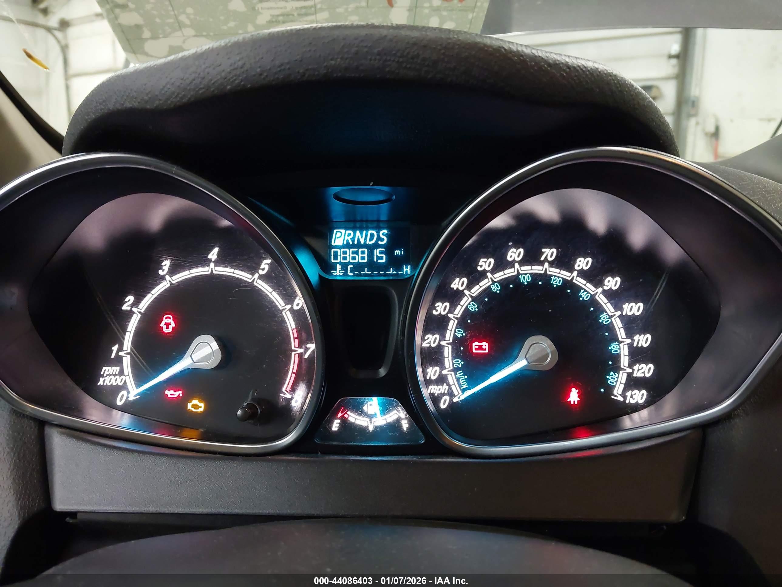 FORD FIESTA image 7