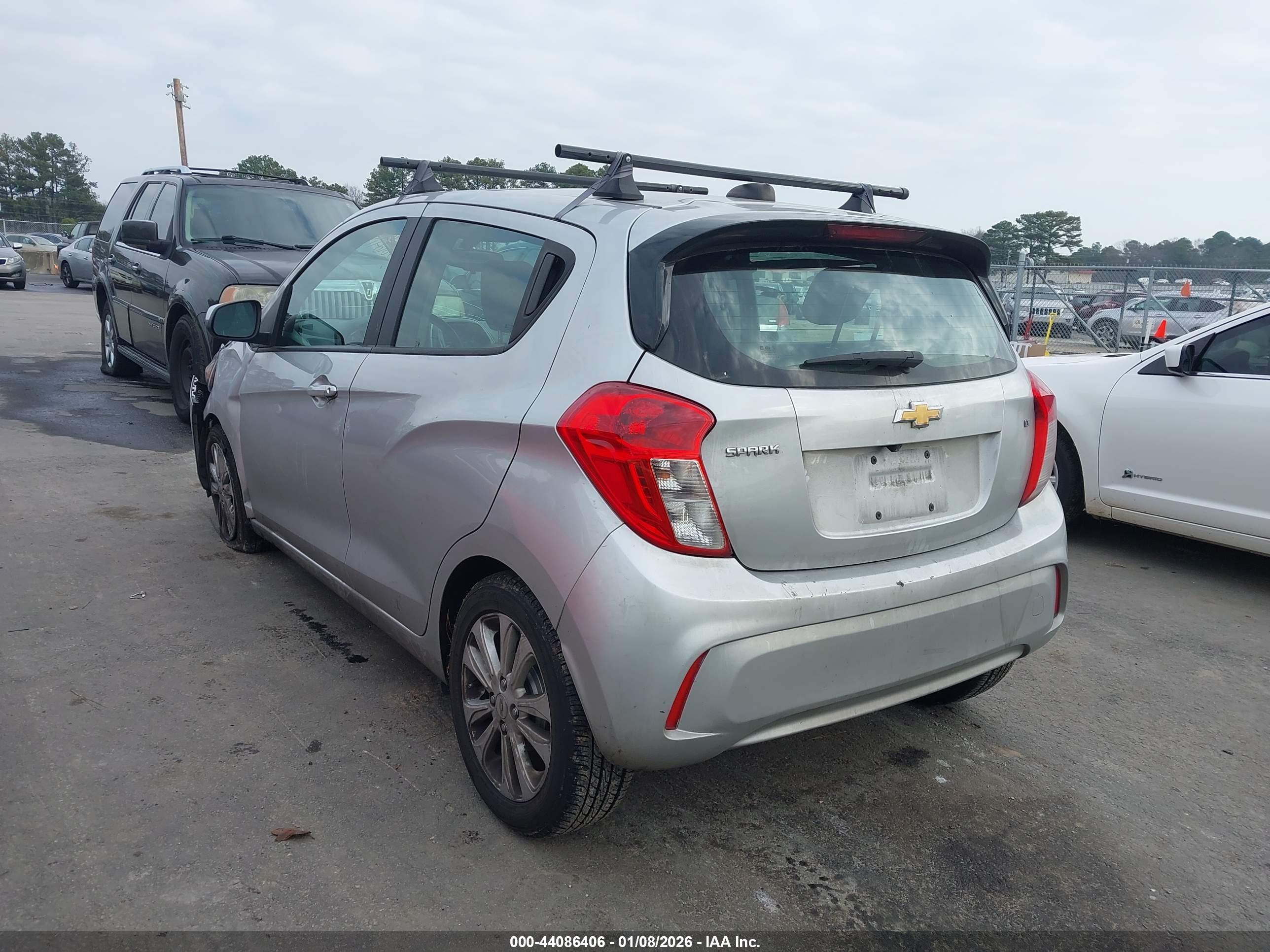 CHEVROLET SPARK image 3
