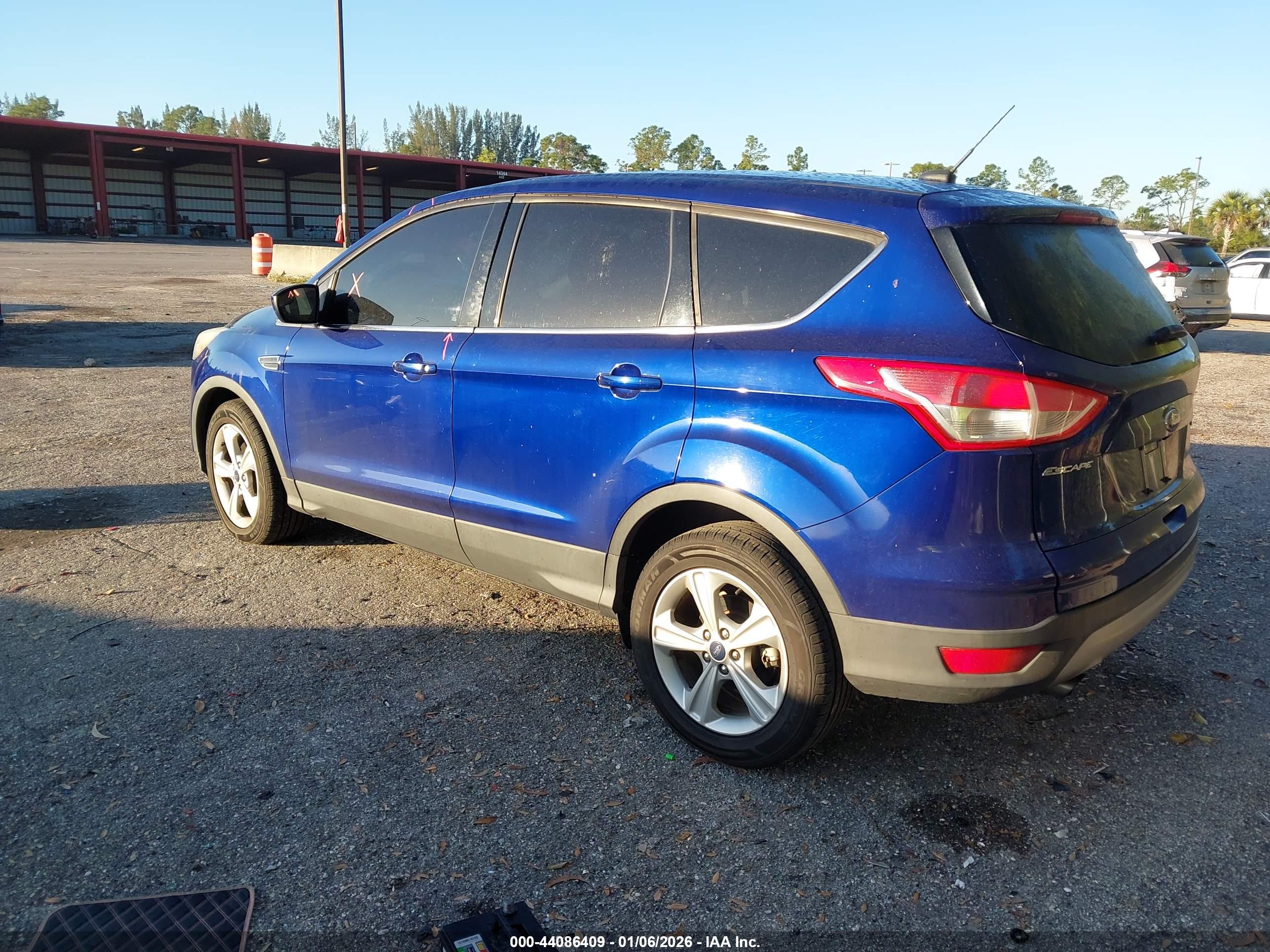 FORD ESCAPE image 3