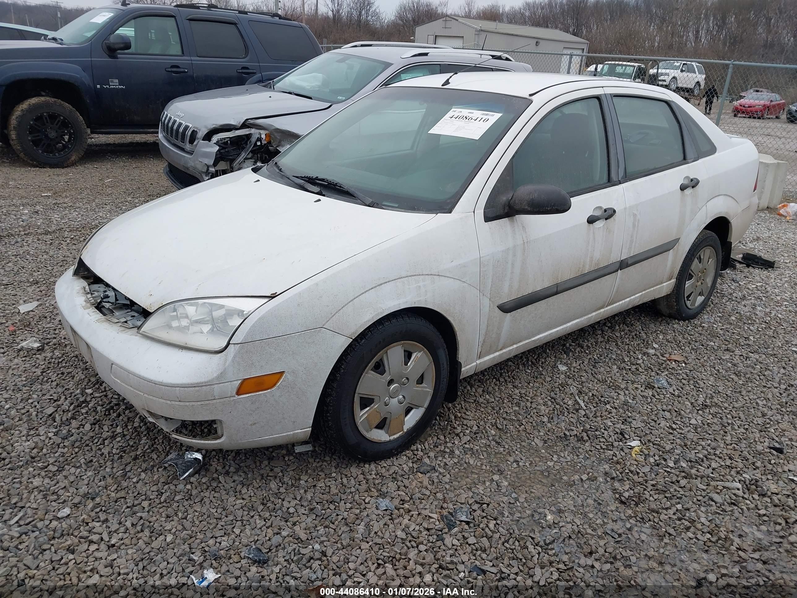 FORD FOCUS image 2