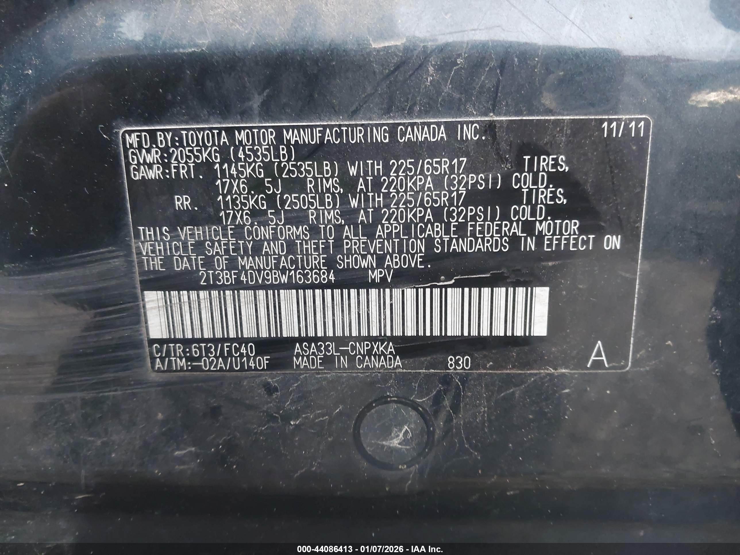 TOYOTA RAV4 image 9
