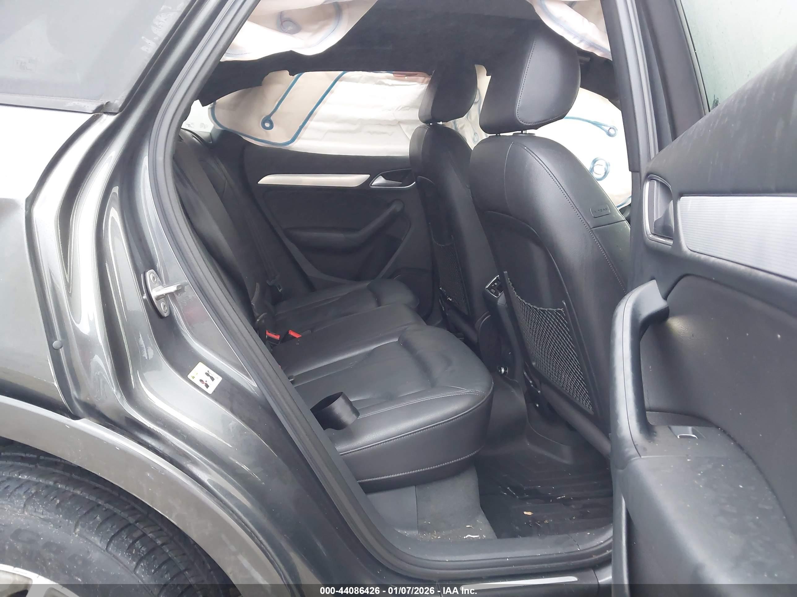AUDI Q3 image 8