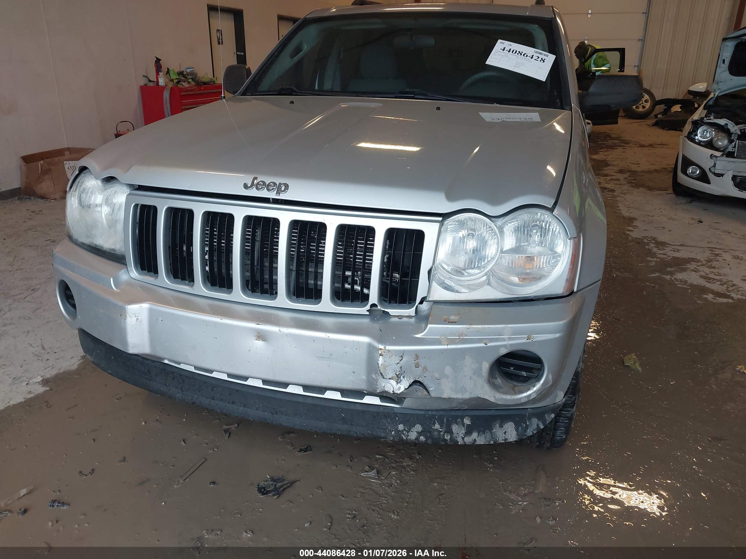 JEEP GRAND image 6