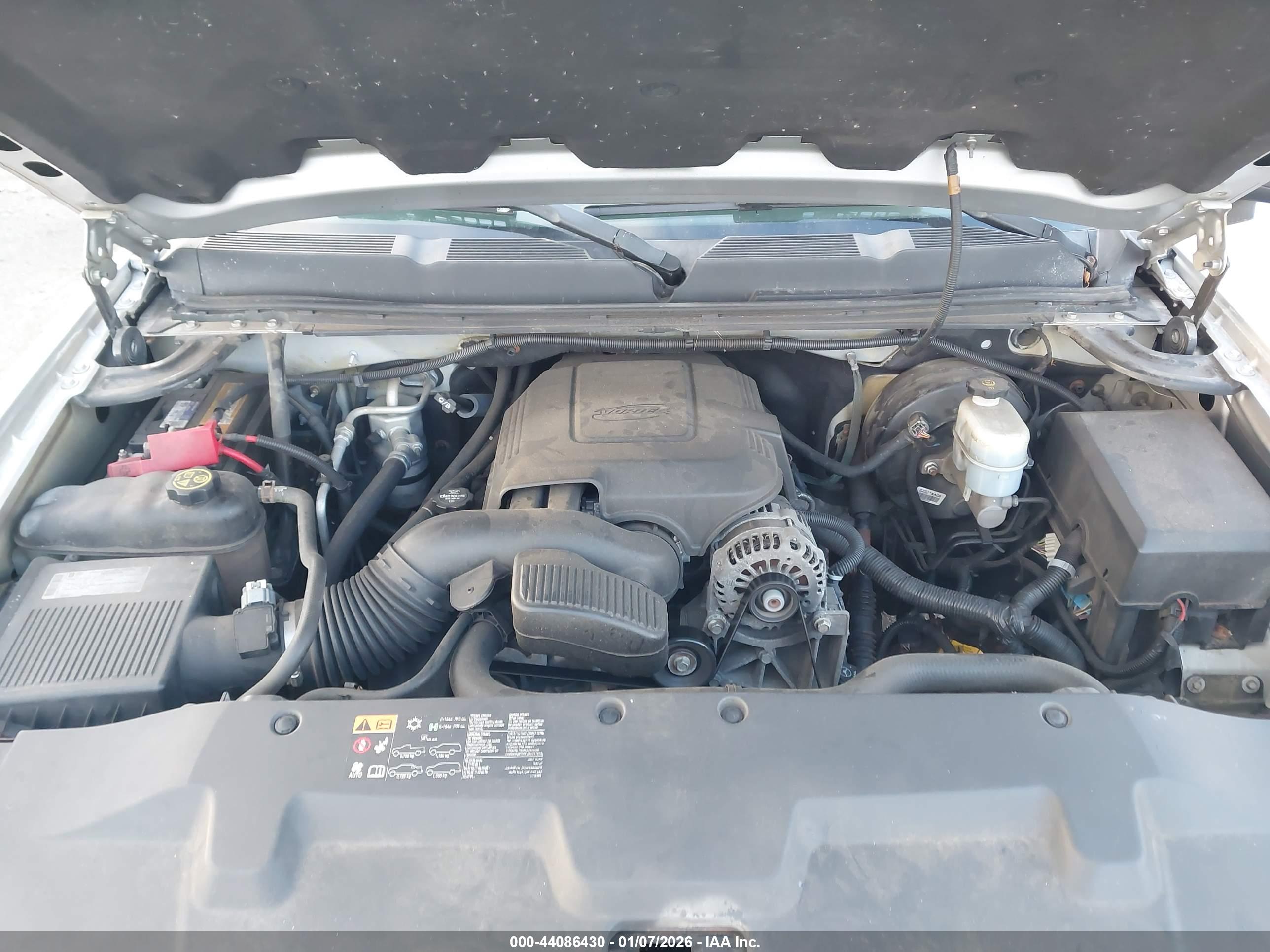 CHEVROLET SILVERADO image 10