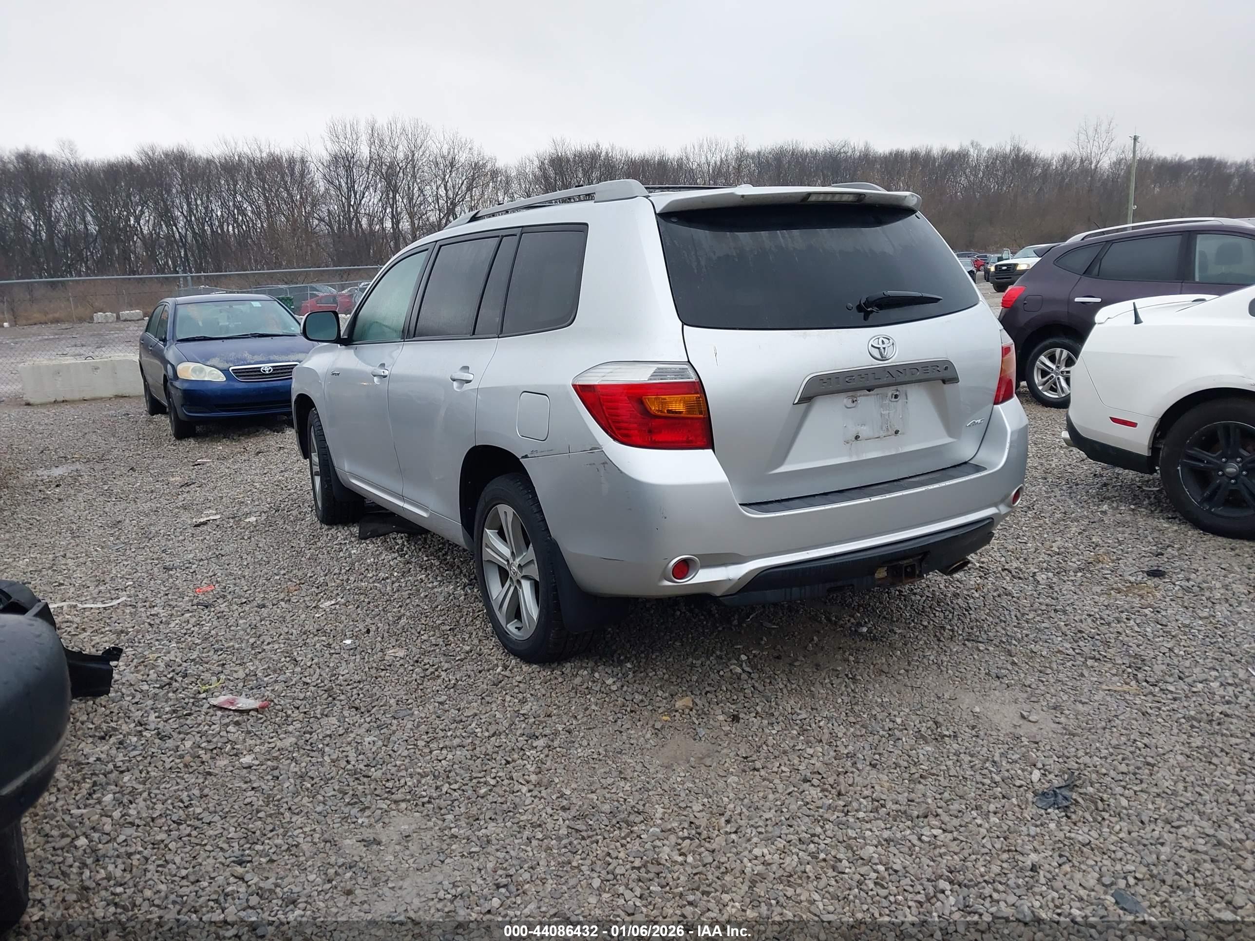 TOYOTA HIGHLANDER image 3