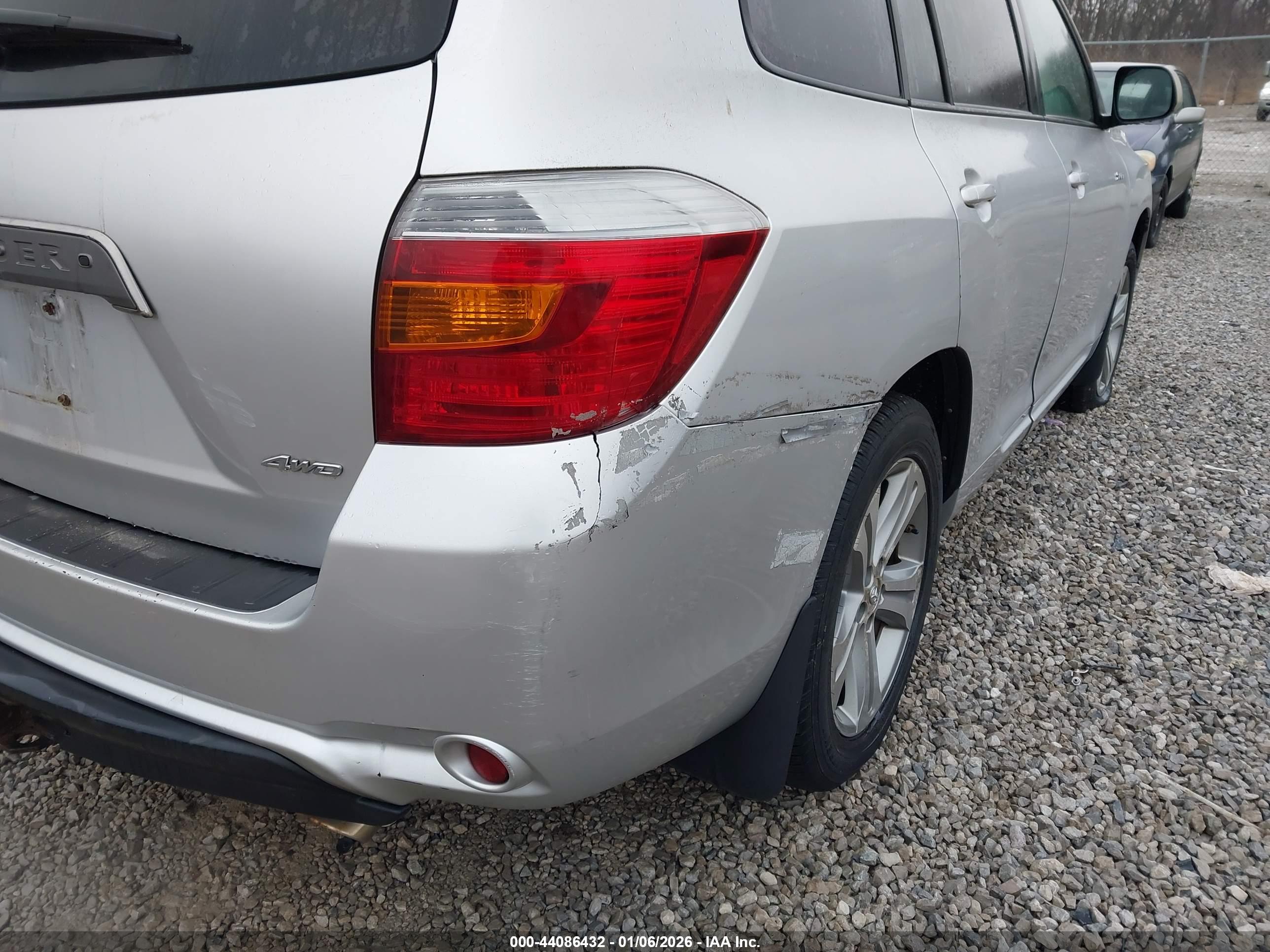 TOYOTA HIGHLANDER image 6