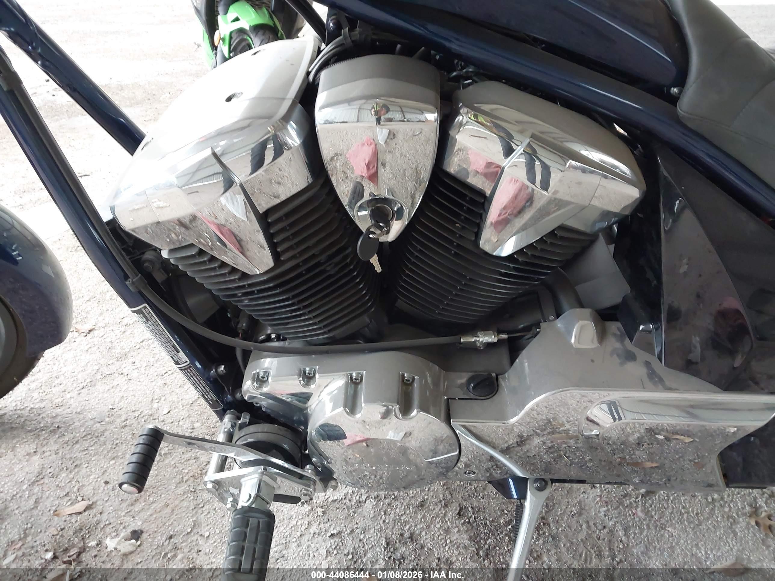 HONDA VT1300 image 9