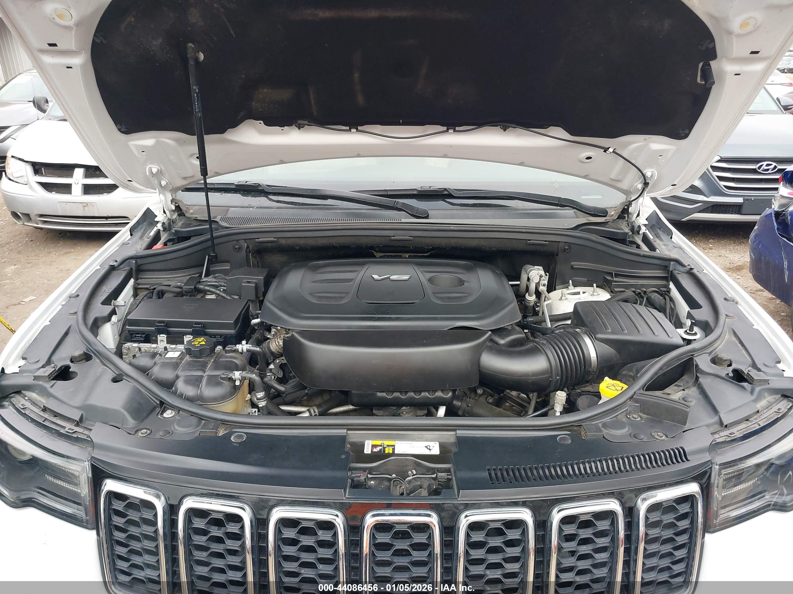 JEEP GRAND image 10