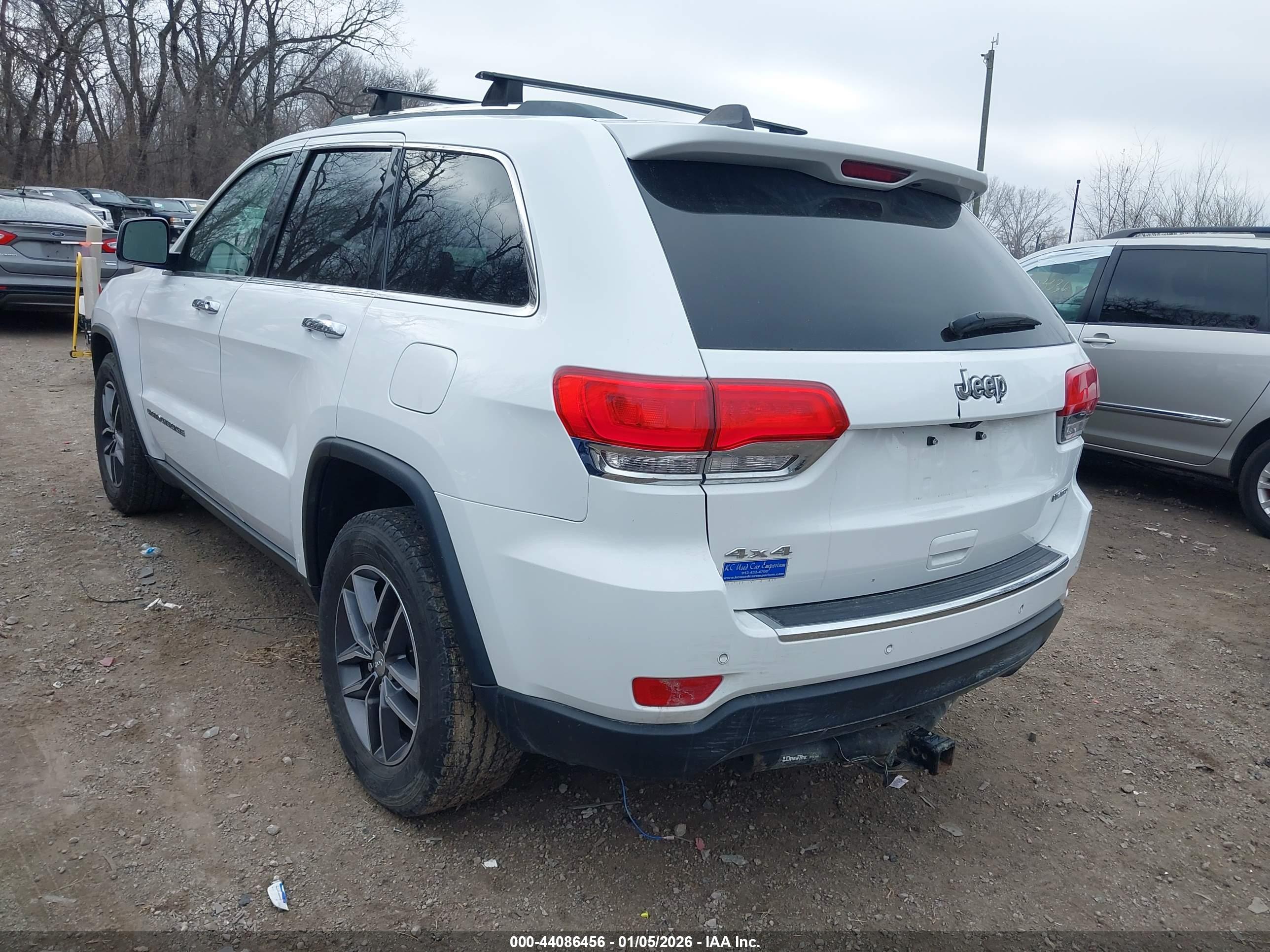 JEEP GRAND image 3