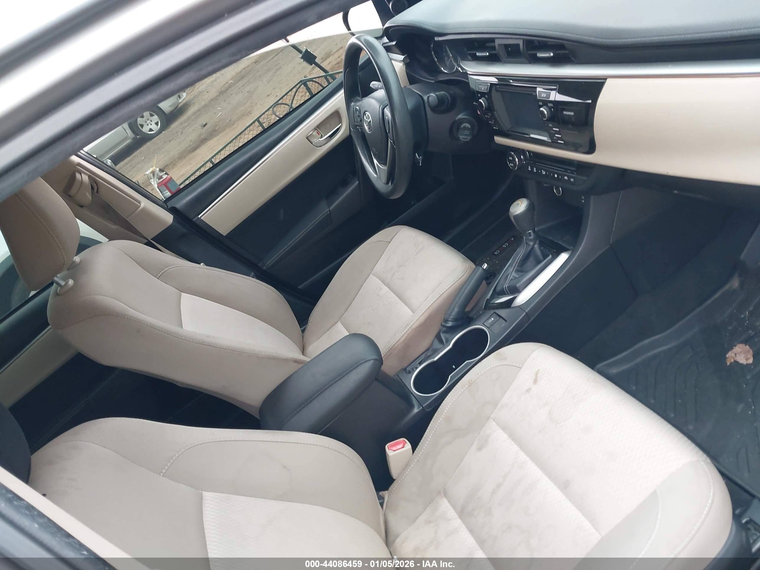 TOYOTA COROLLA image 5