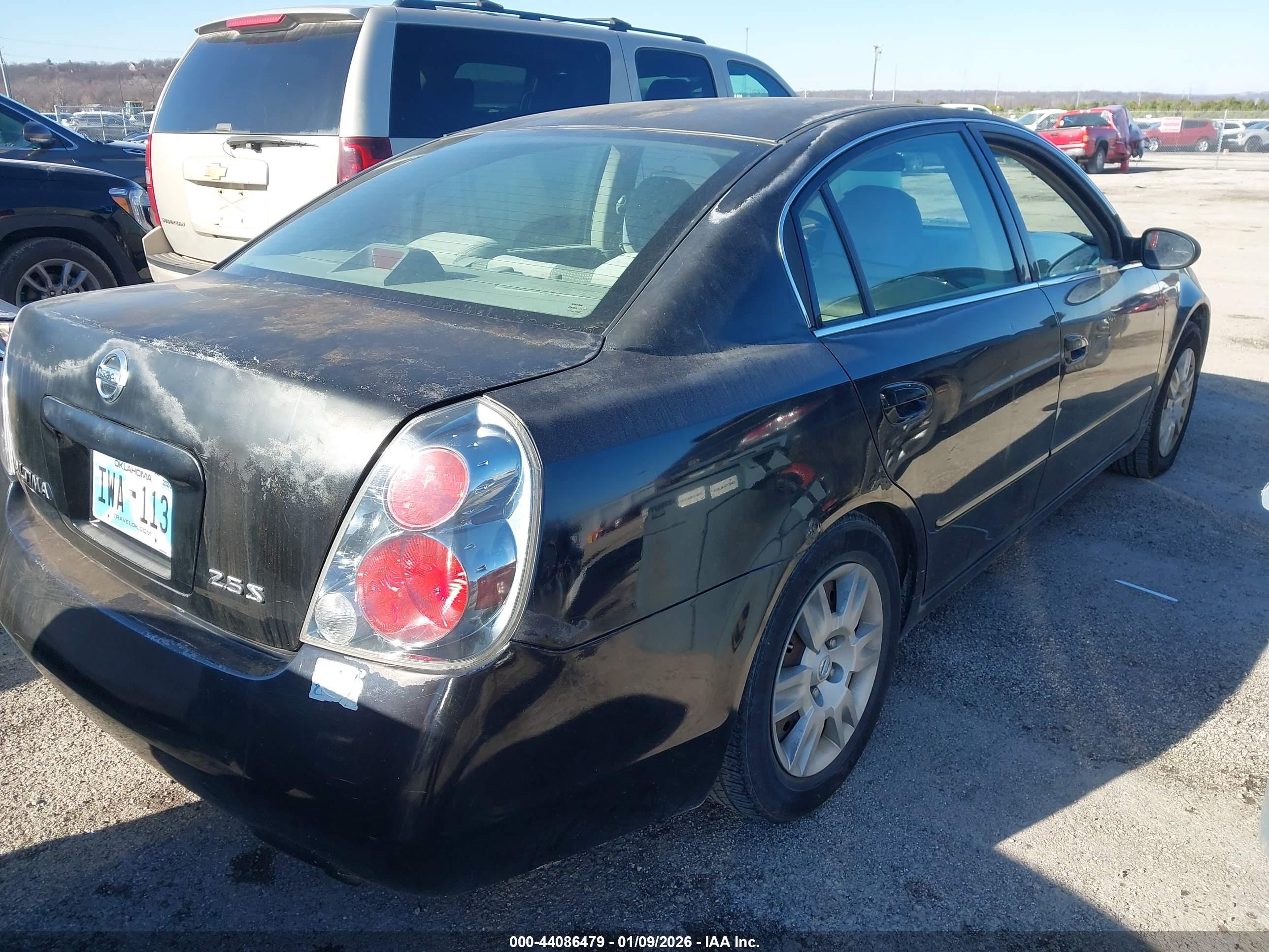 NISSAN ALTIMA image 4
