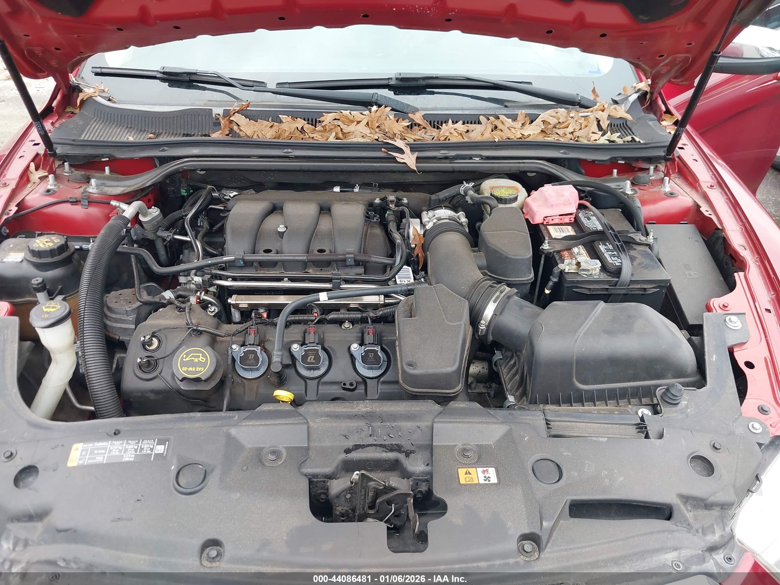FORD TAURUS image 10