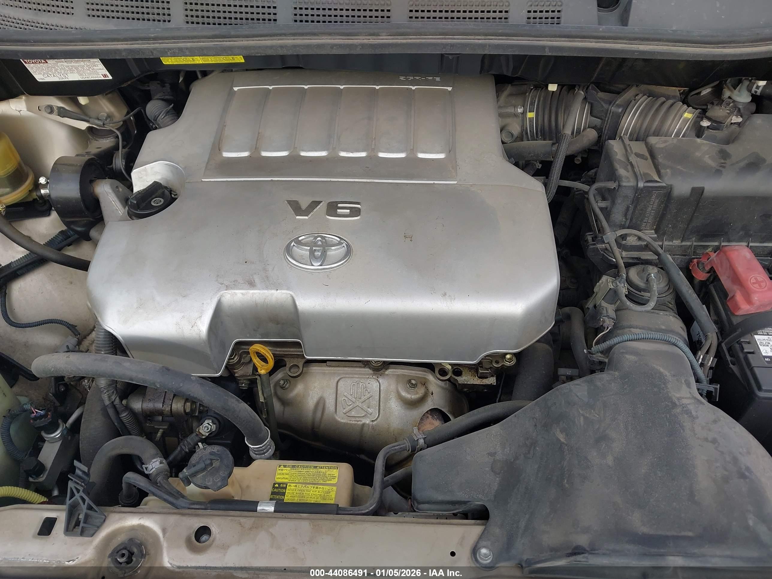 TOYOTA SIENNA image 10