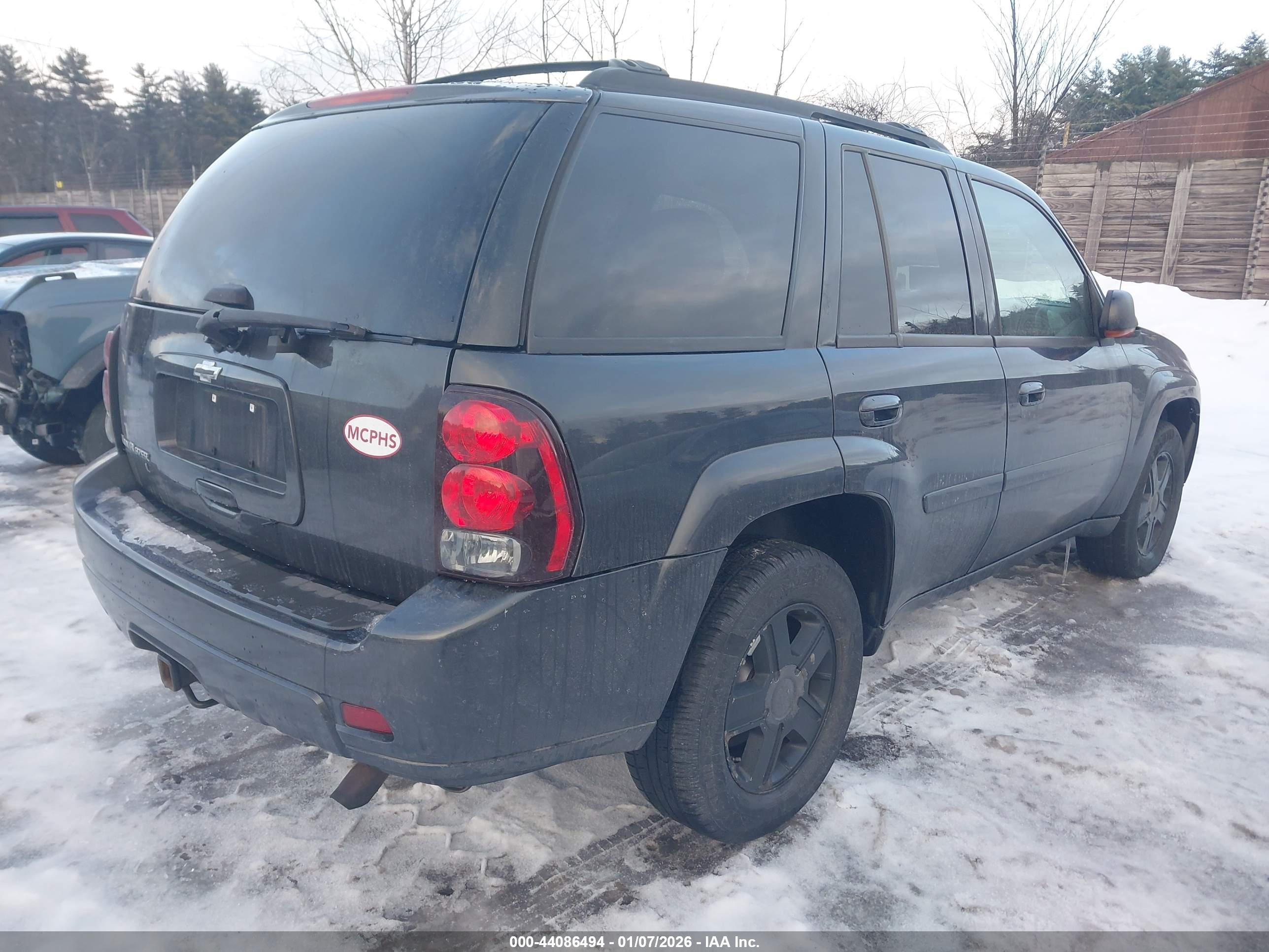 CHEVROLET TRAILBLAZER image 4
