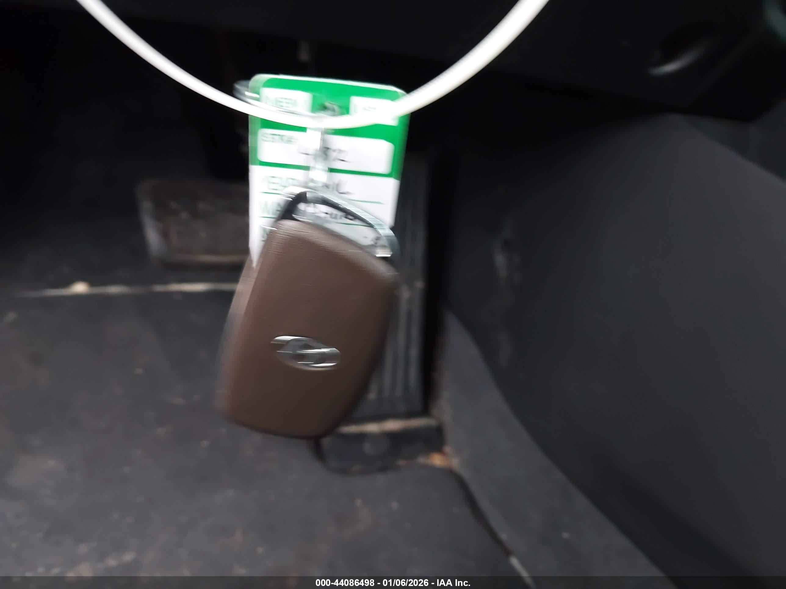 HYUNDAI ELANTRA image 11