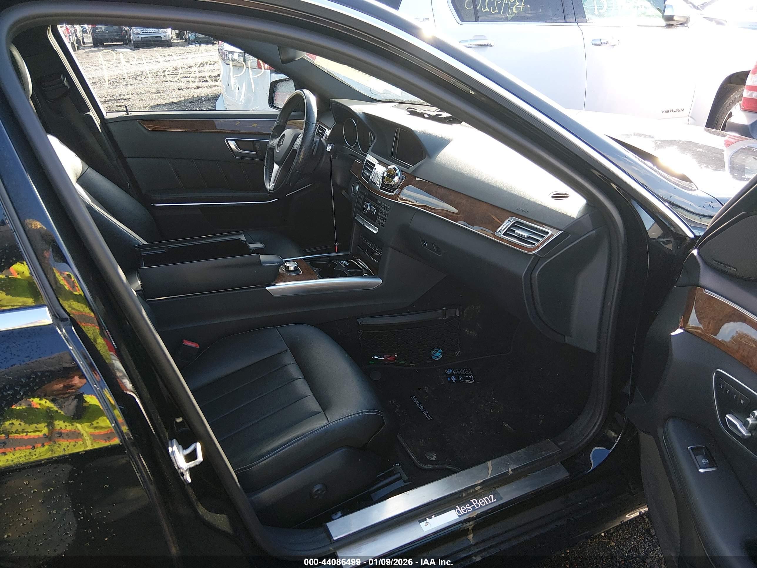 MERCEDES-BENZ E image 5
