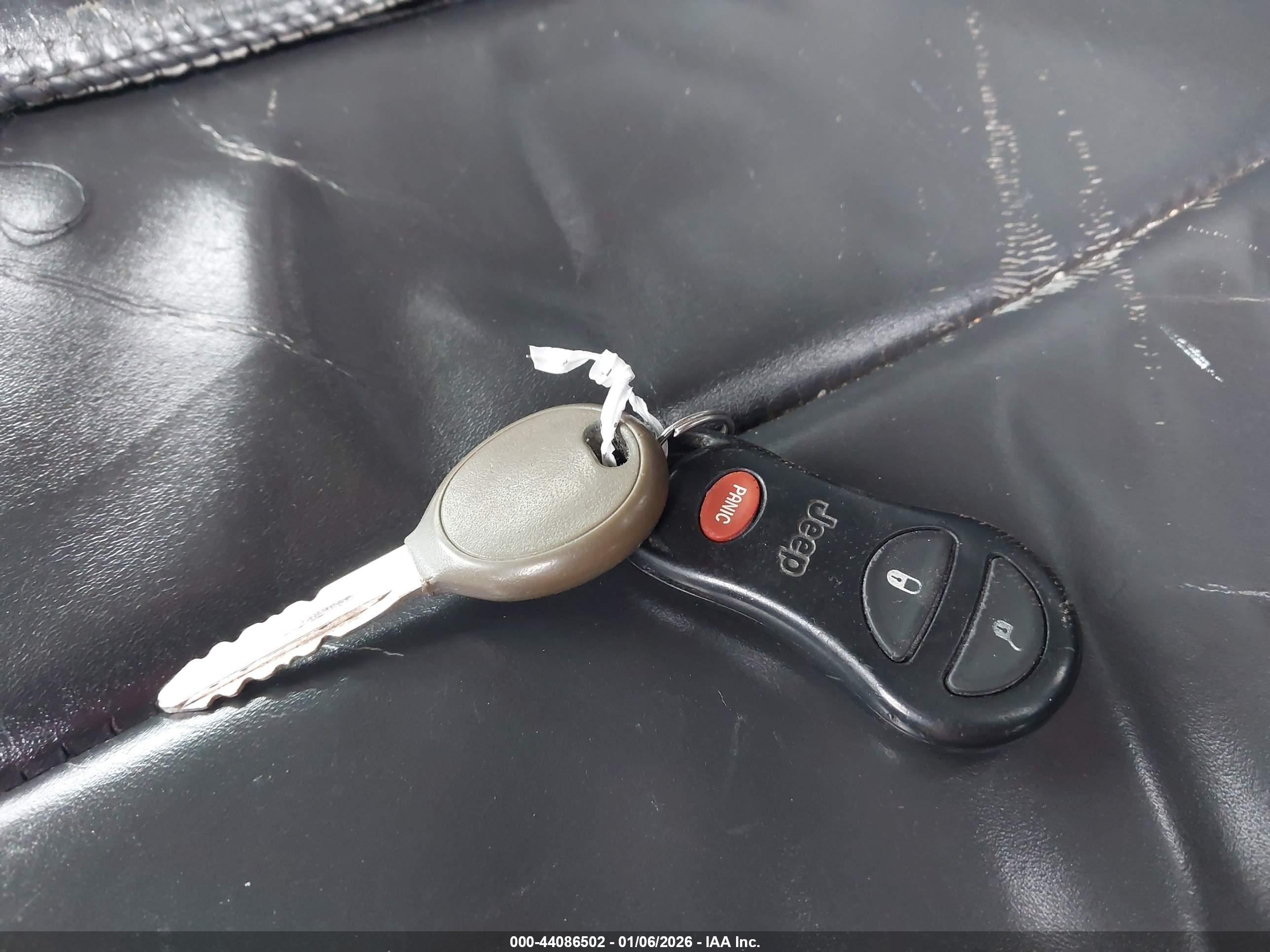 JEEP GRAND image 11