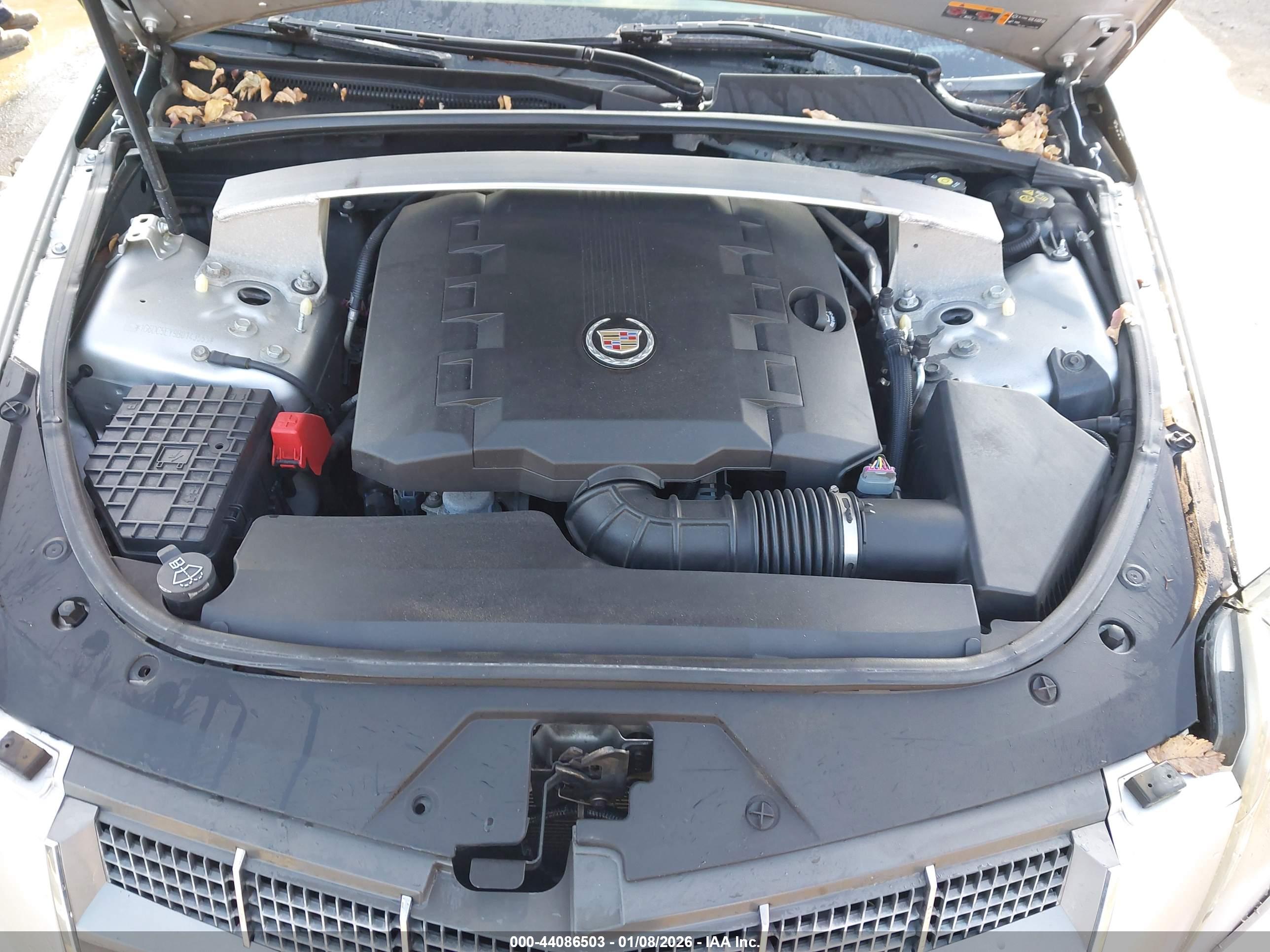 CADILLAC CTS image 10