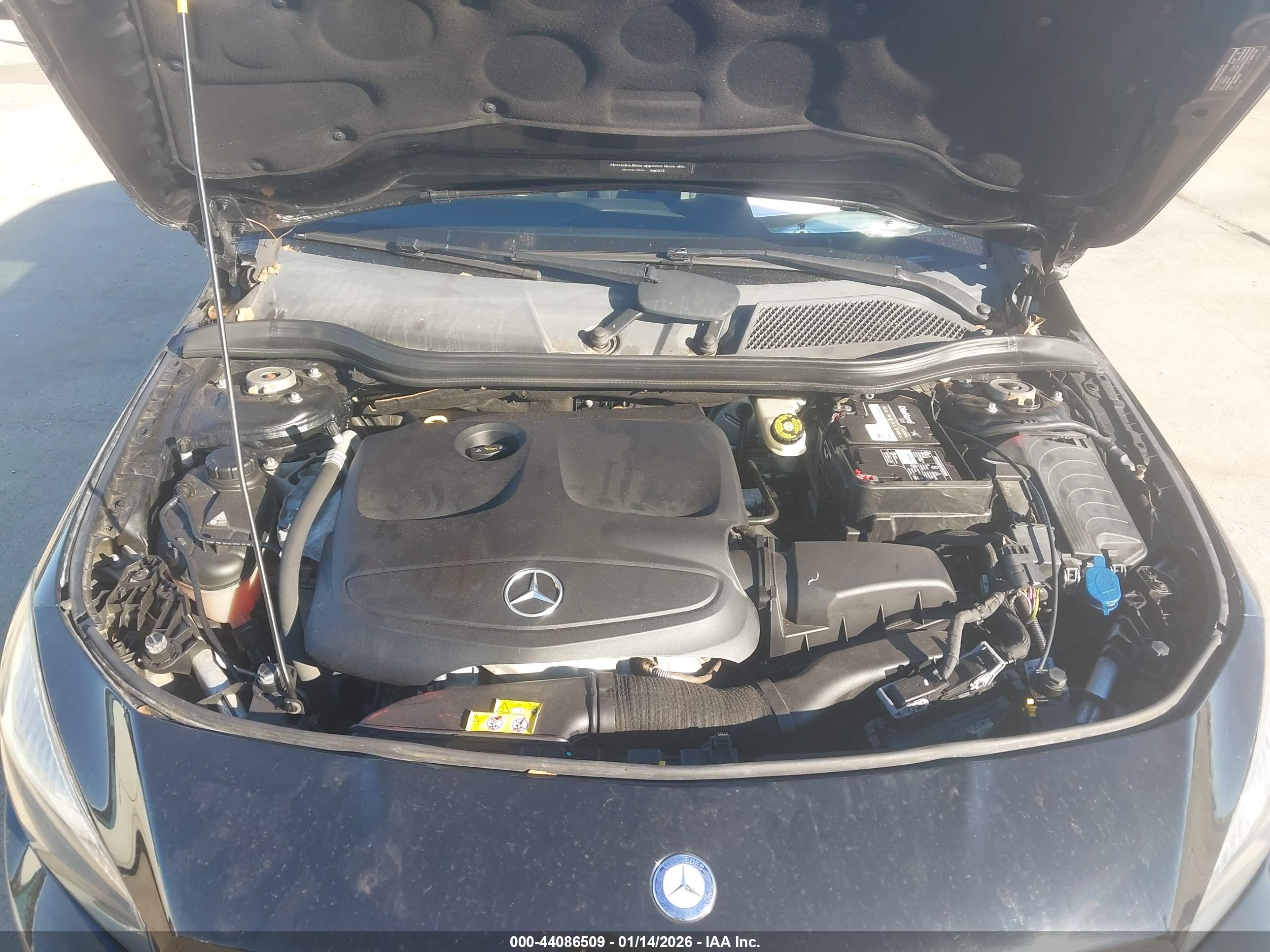 MERCEDES-BENZ CLA image 10