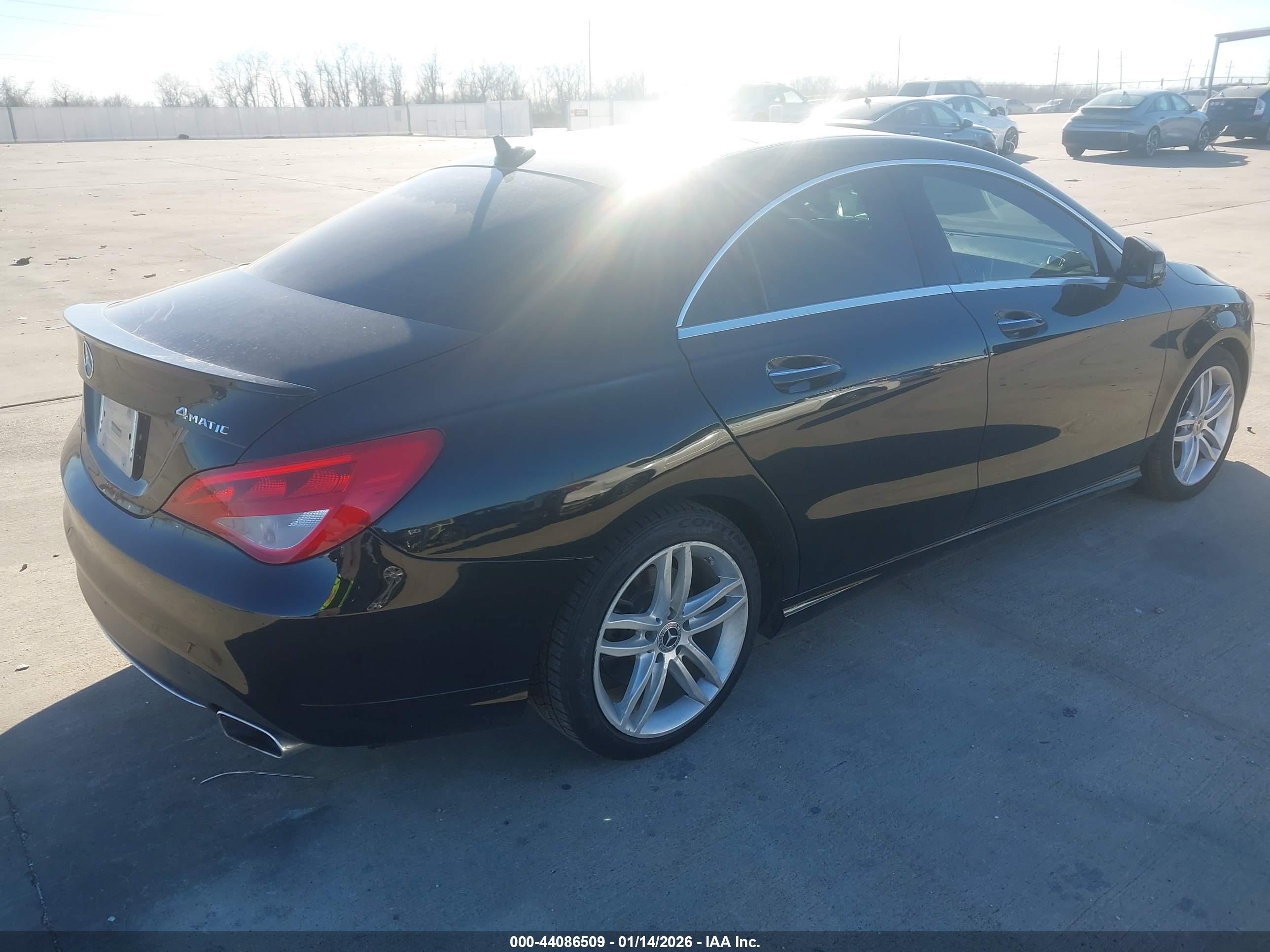 MERCEDES-BENZ CLA image 4