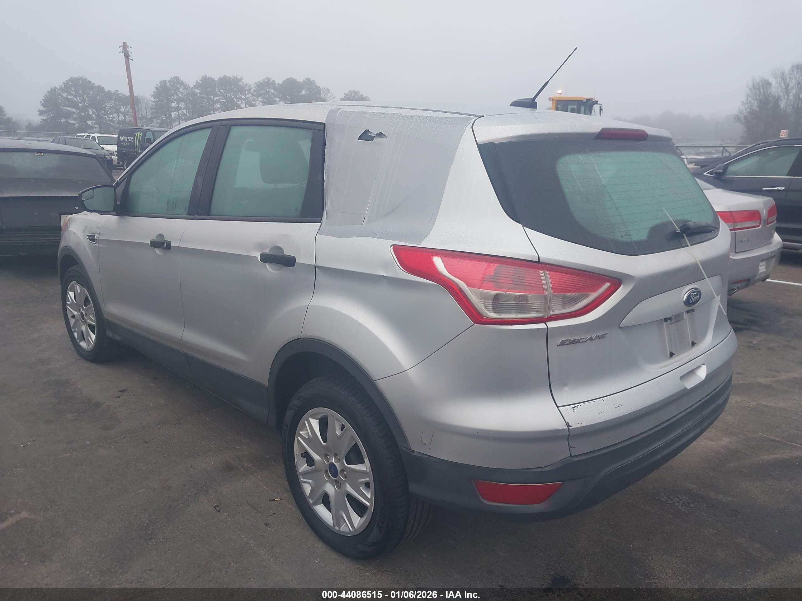 FORD ESCAPE image 3