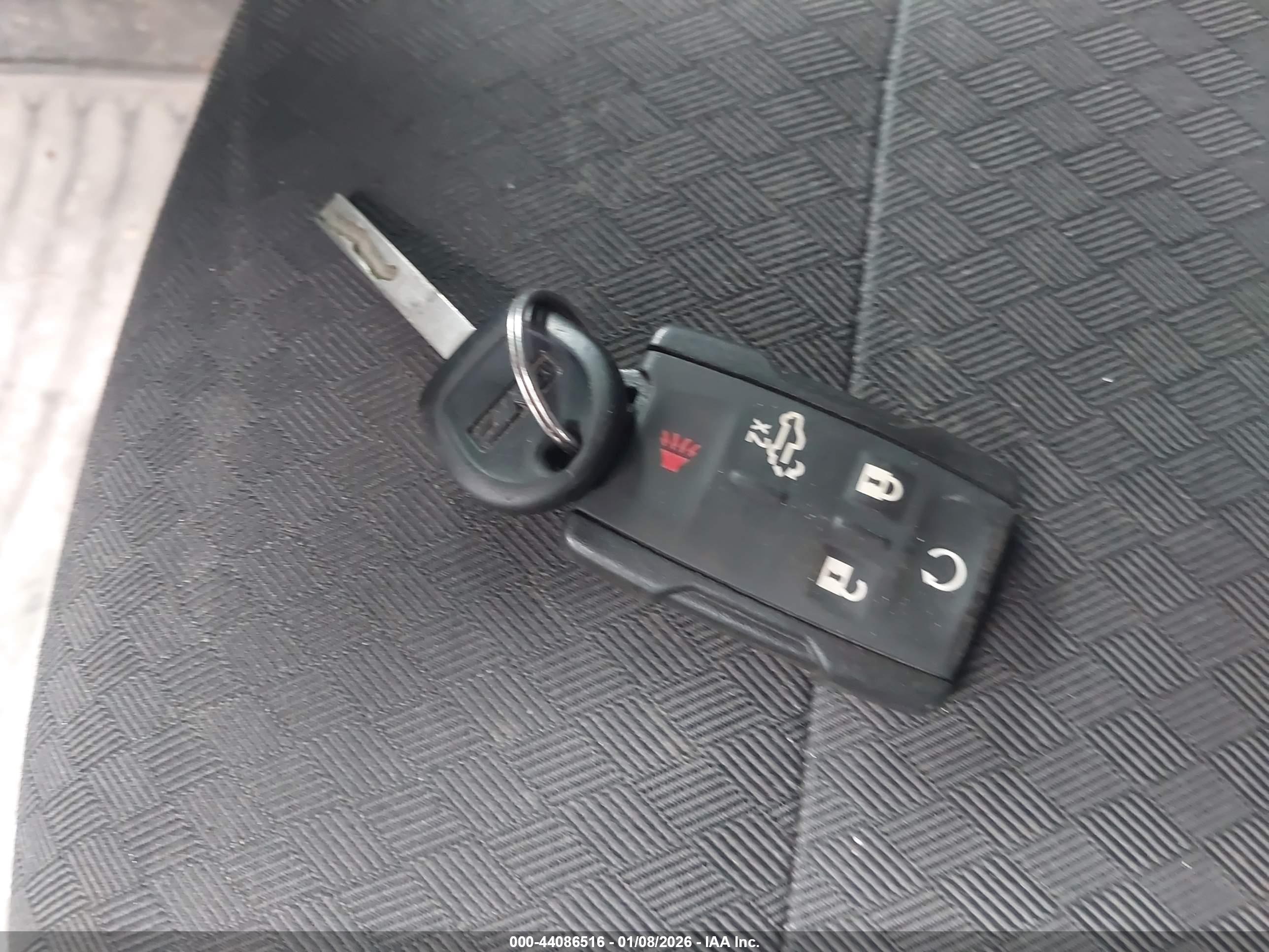 GMC SIERRA image 11