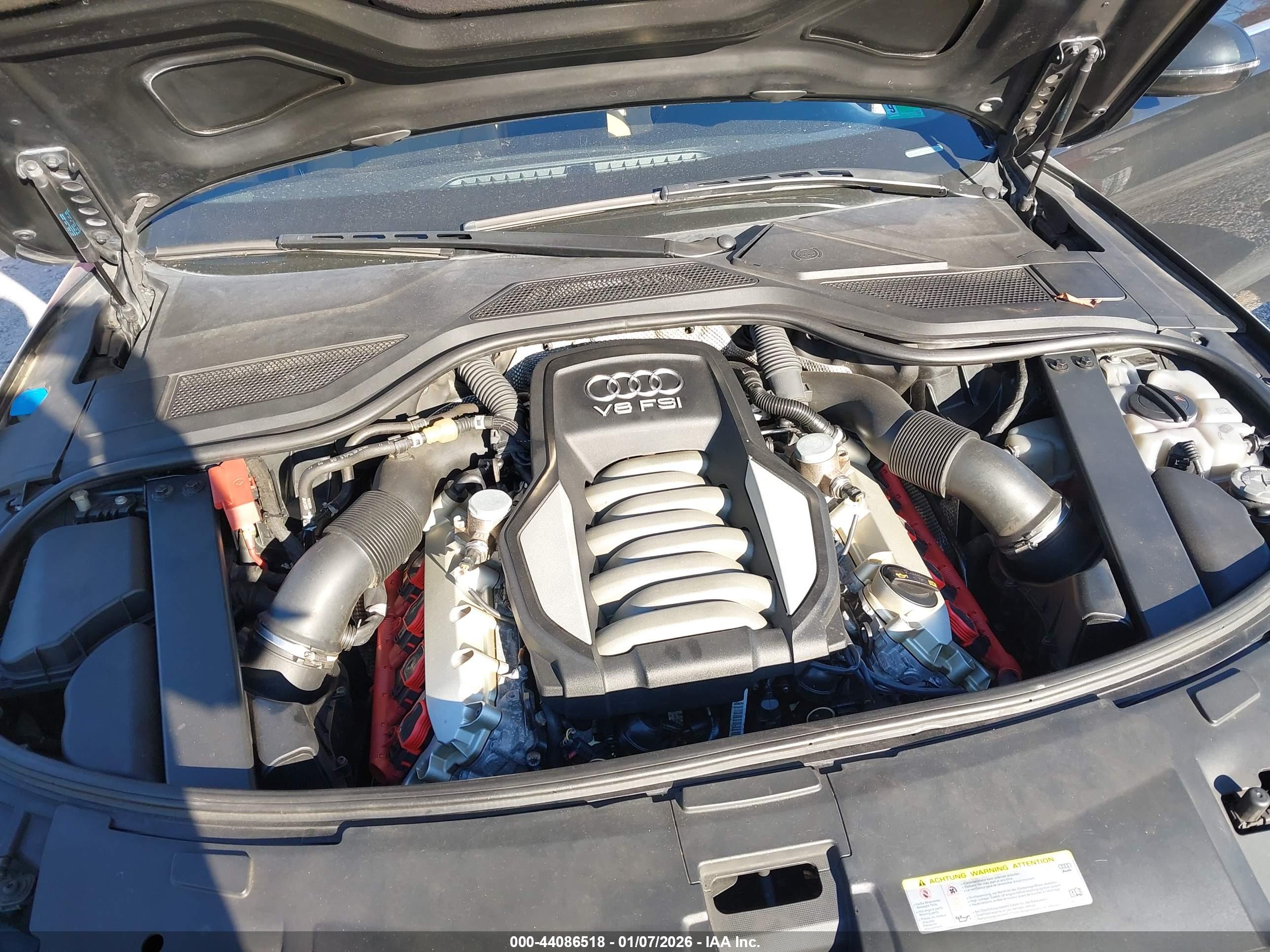 AUDI A8 image 10