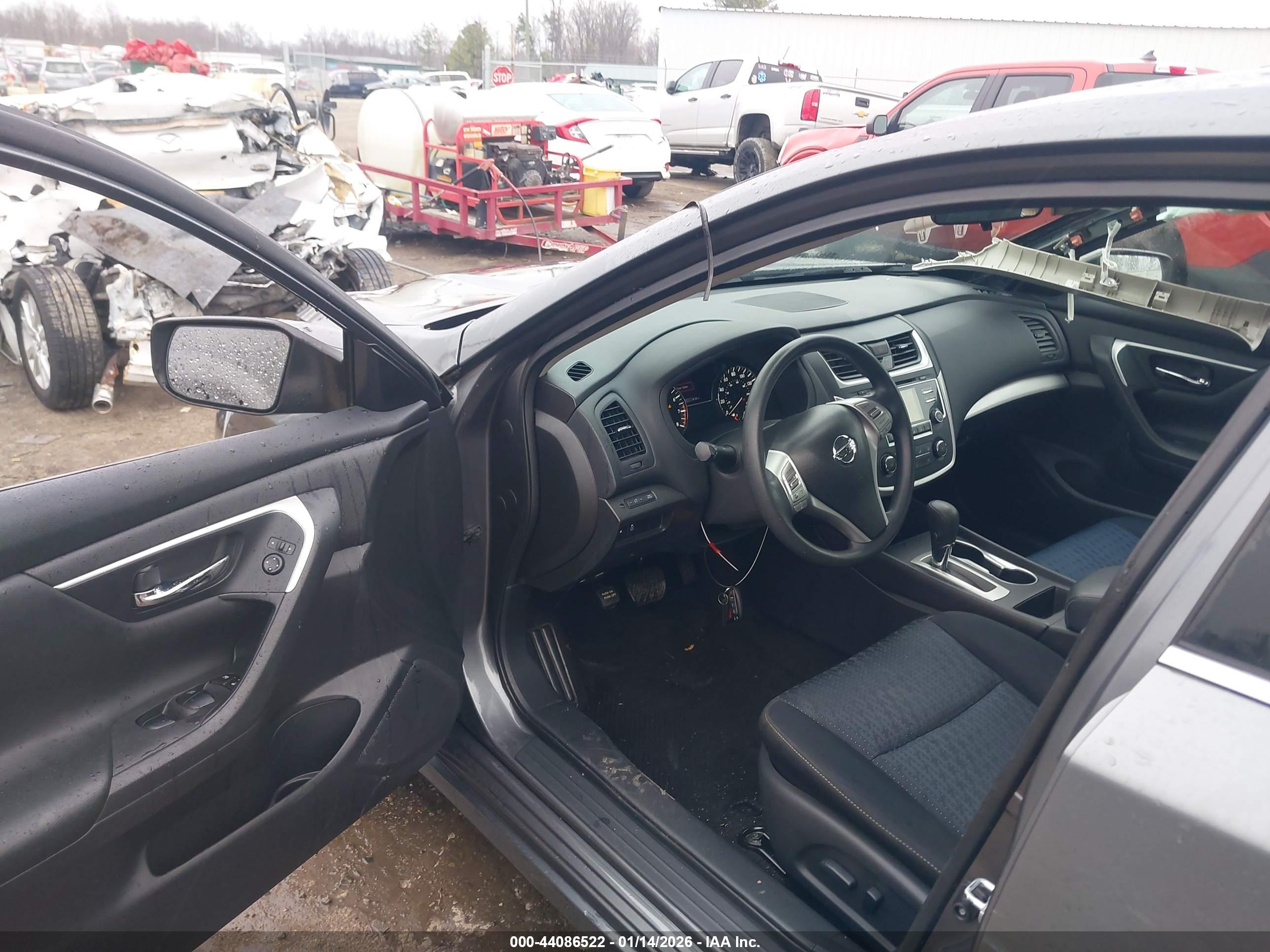 NISSAN ALTIMA image 5