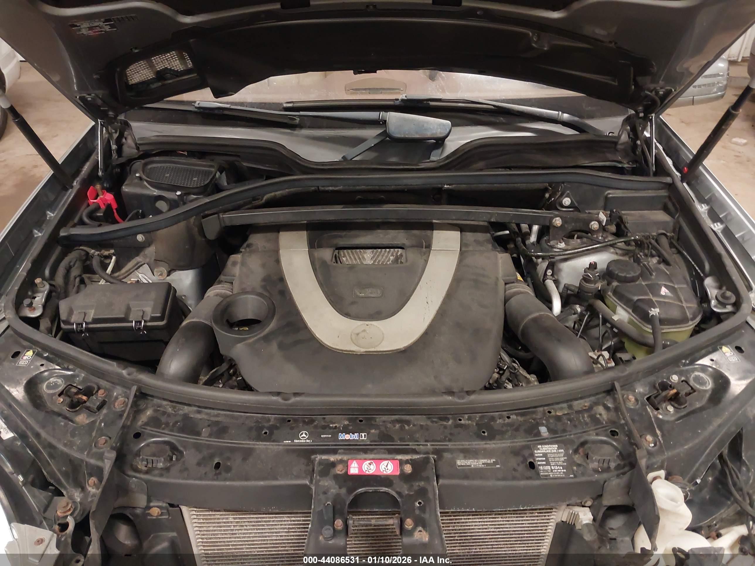 MERCEDES-BENZ GL image 10