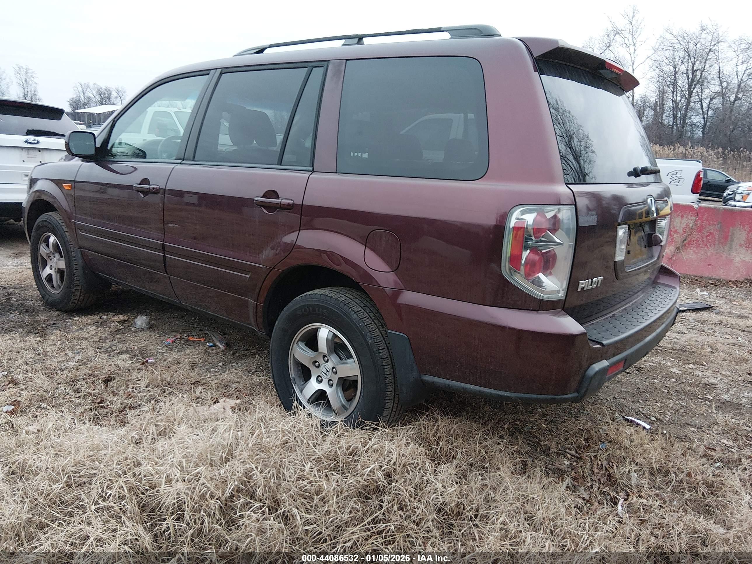 HONDA PILOT image 3