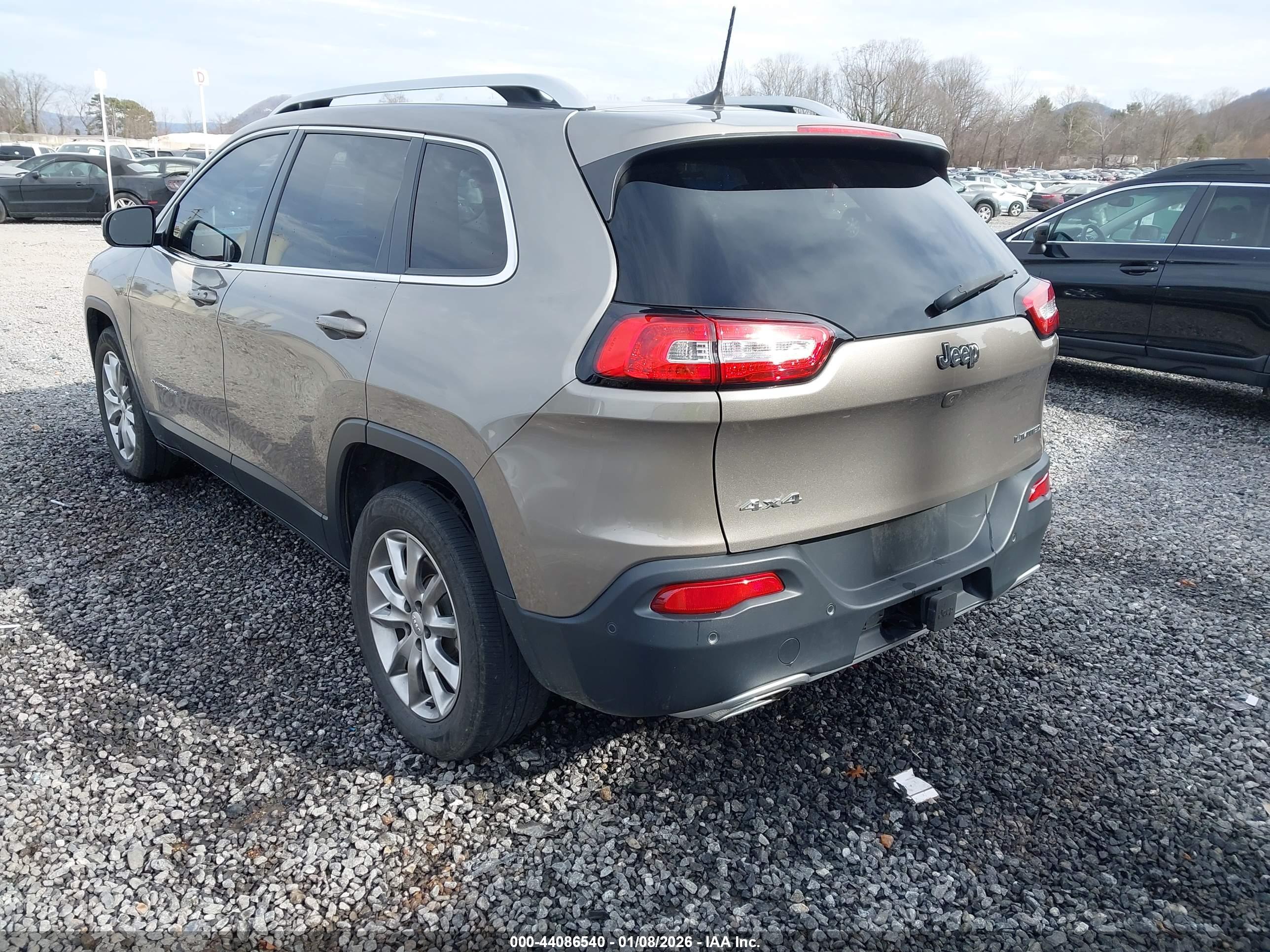 JEEP CHEROKEE image 3