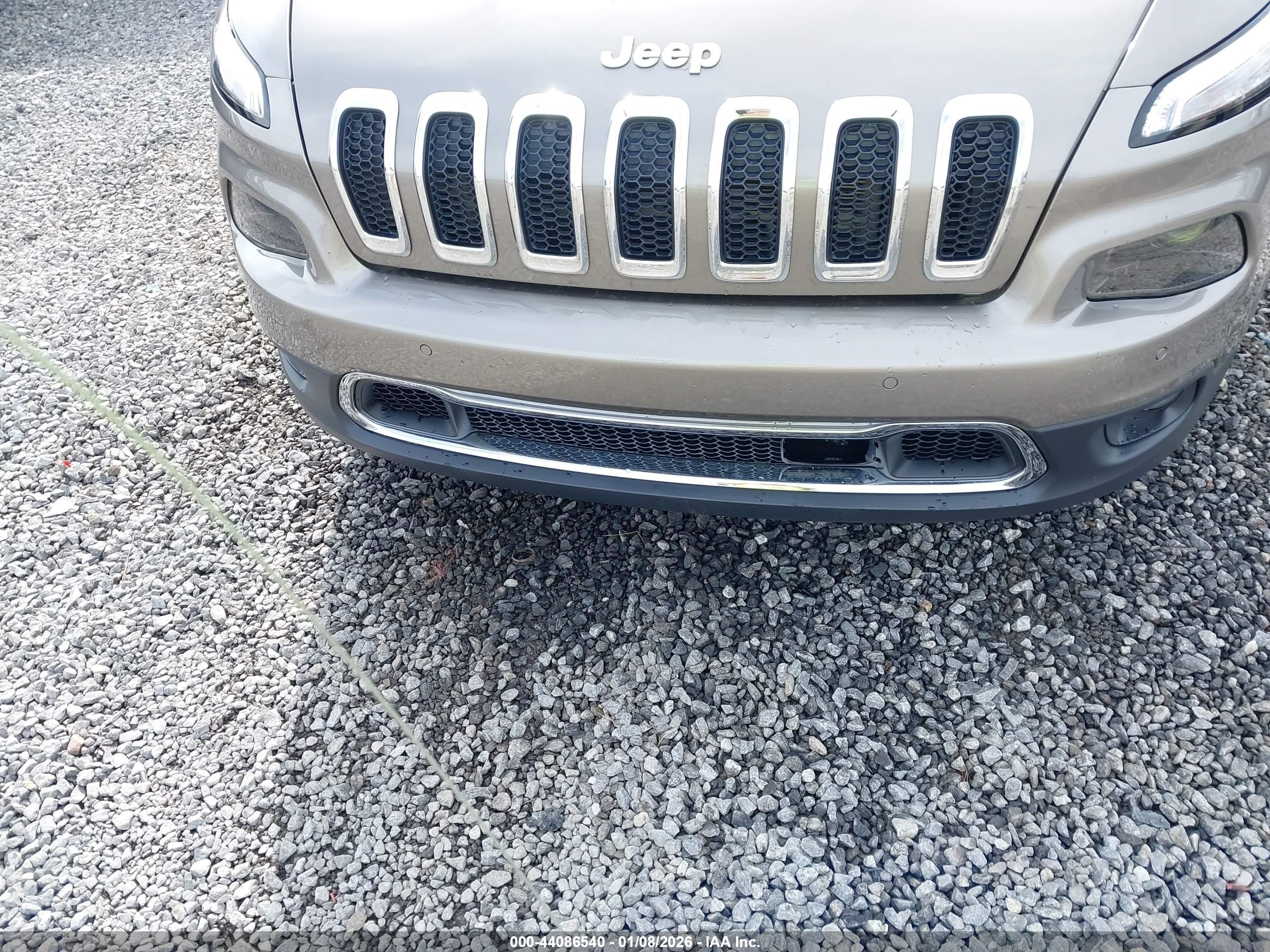 JEEP CHEROKEE image 6