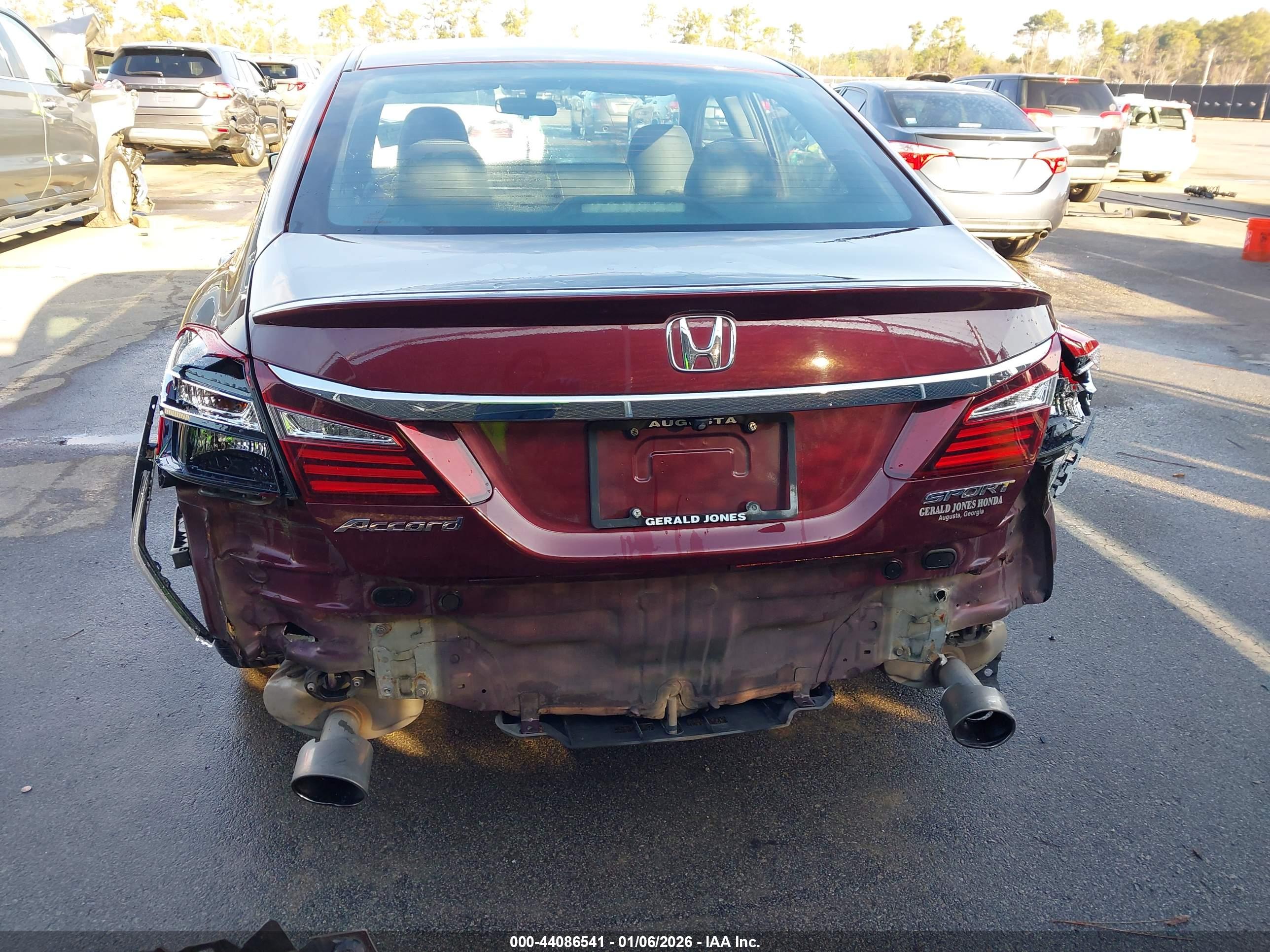 HONDA ACCORD image 6