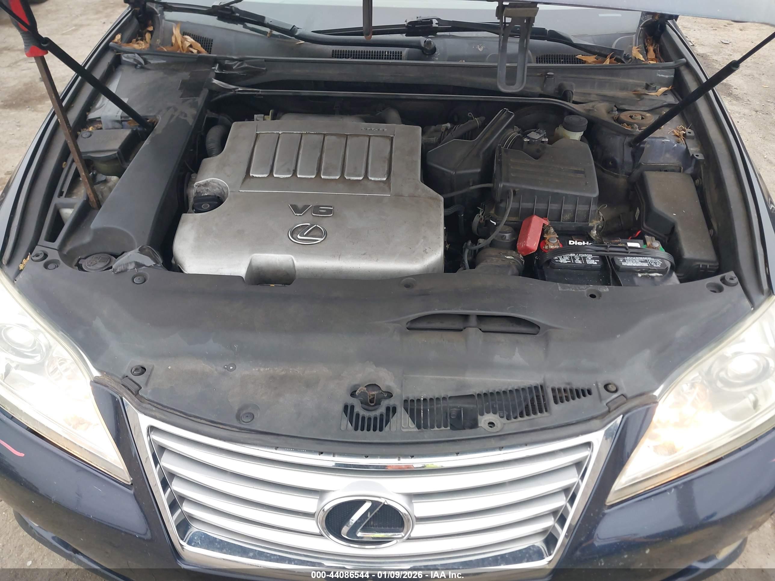 LEXUS ES image 10