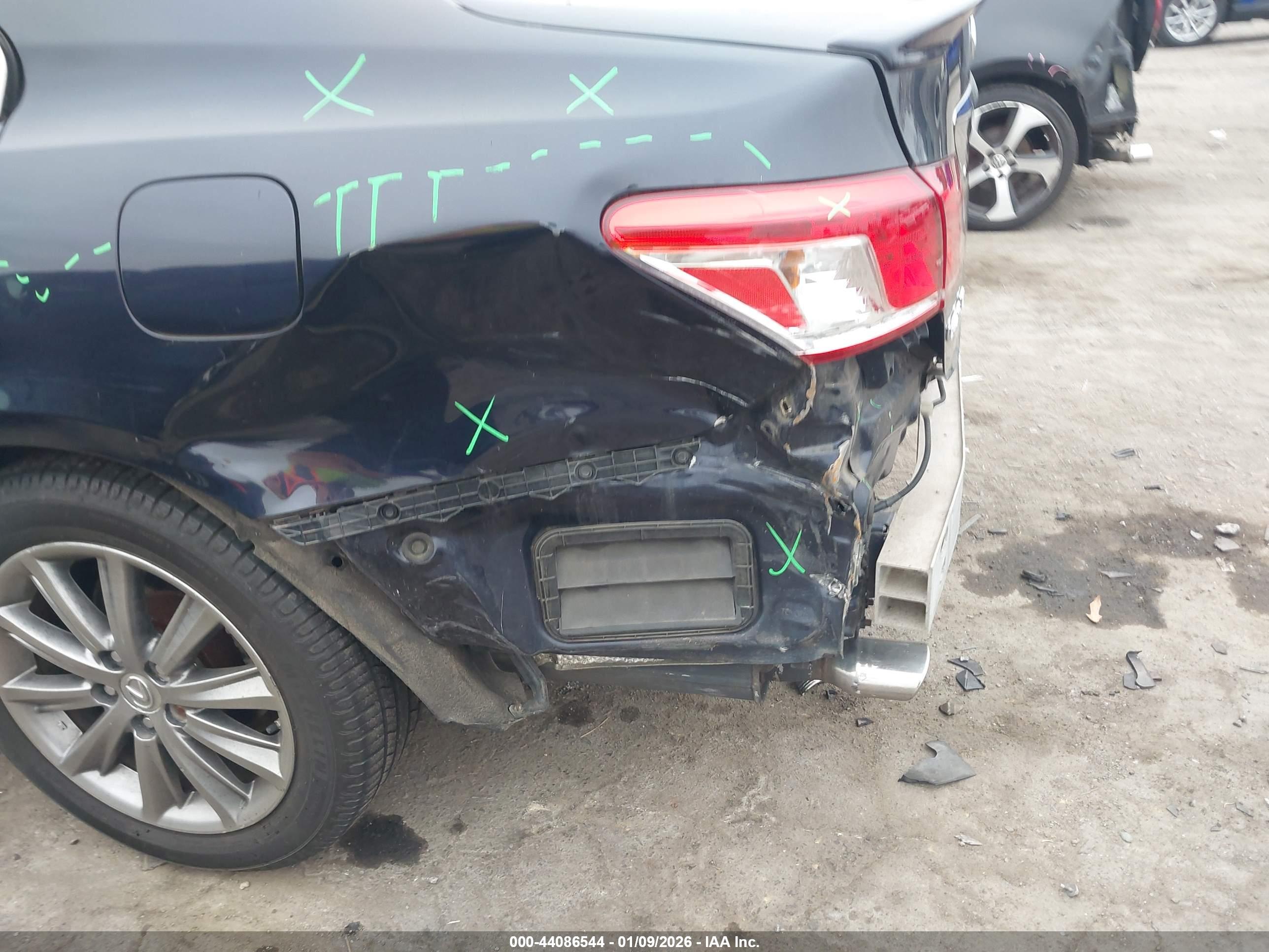LEXUS ES image 6