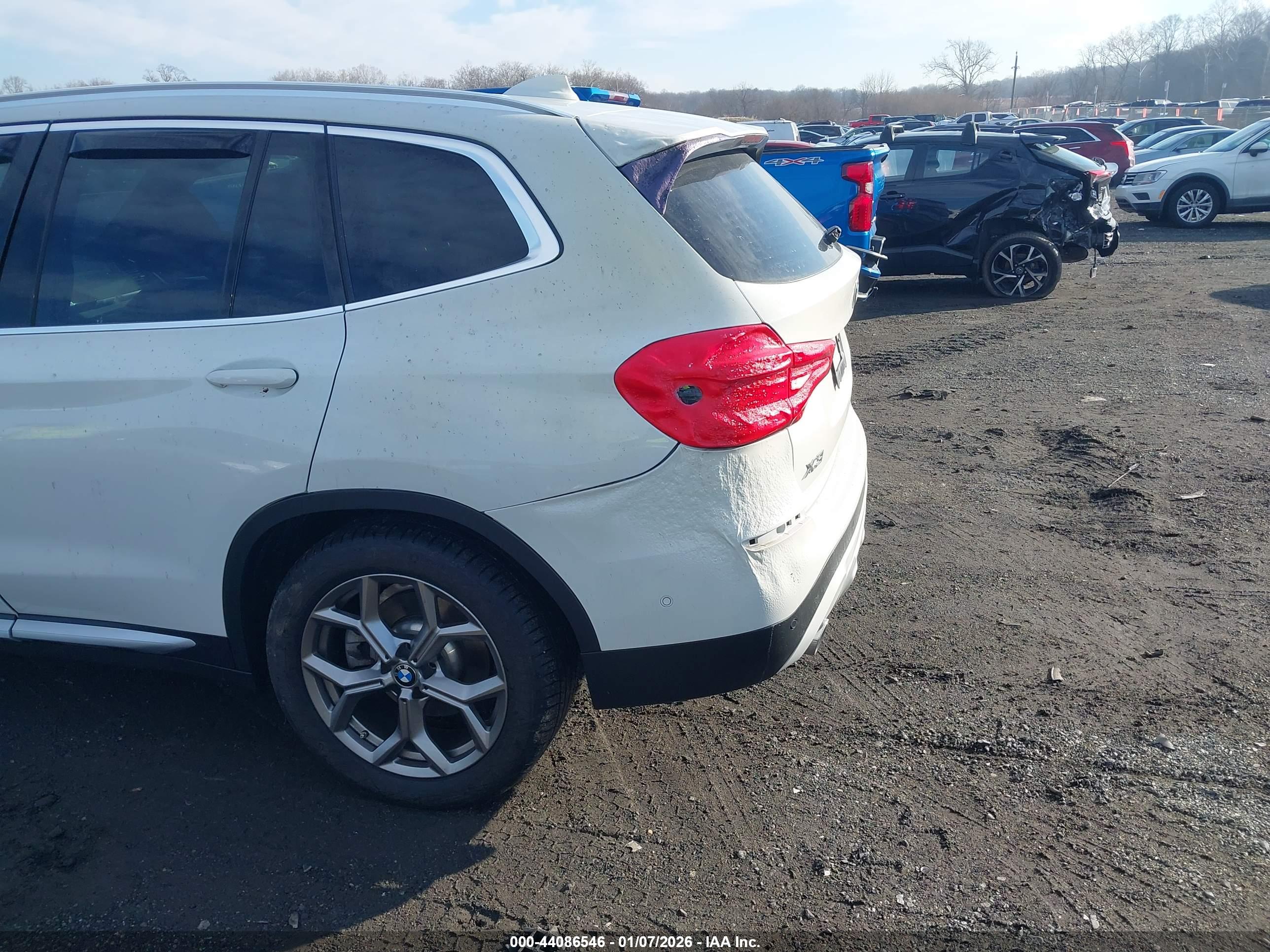 BMW X3 image 6